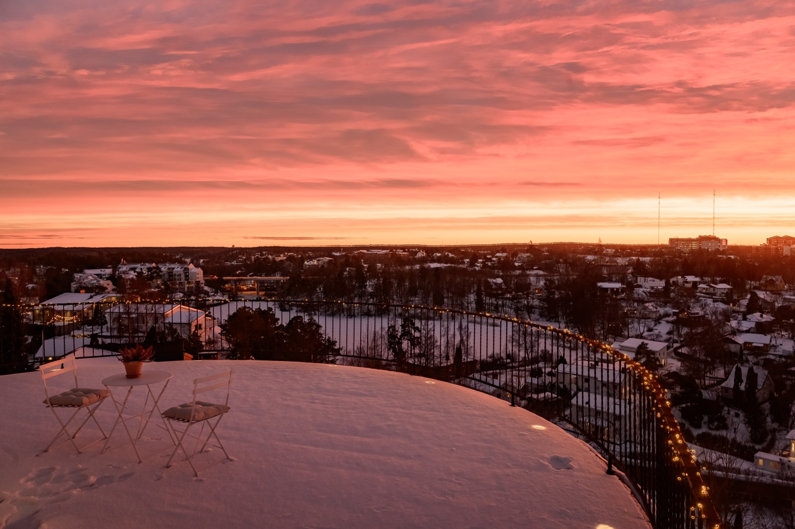 Bostadsbild från Magnevägen 3, Såld i Skuru, Nacka