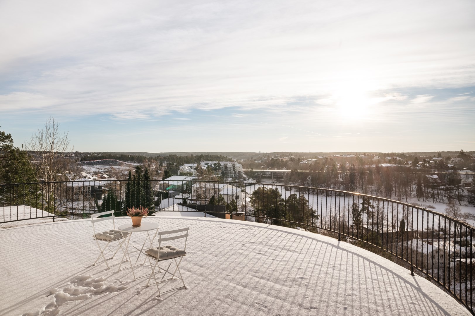 Bostadsbild från Magnevägen 3, Såld i Skuru, Nacka