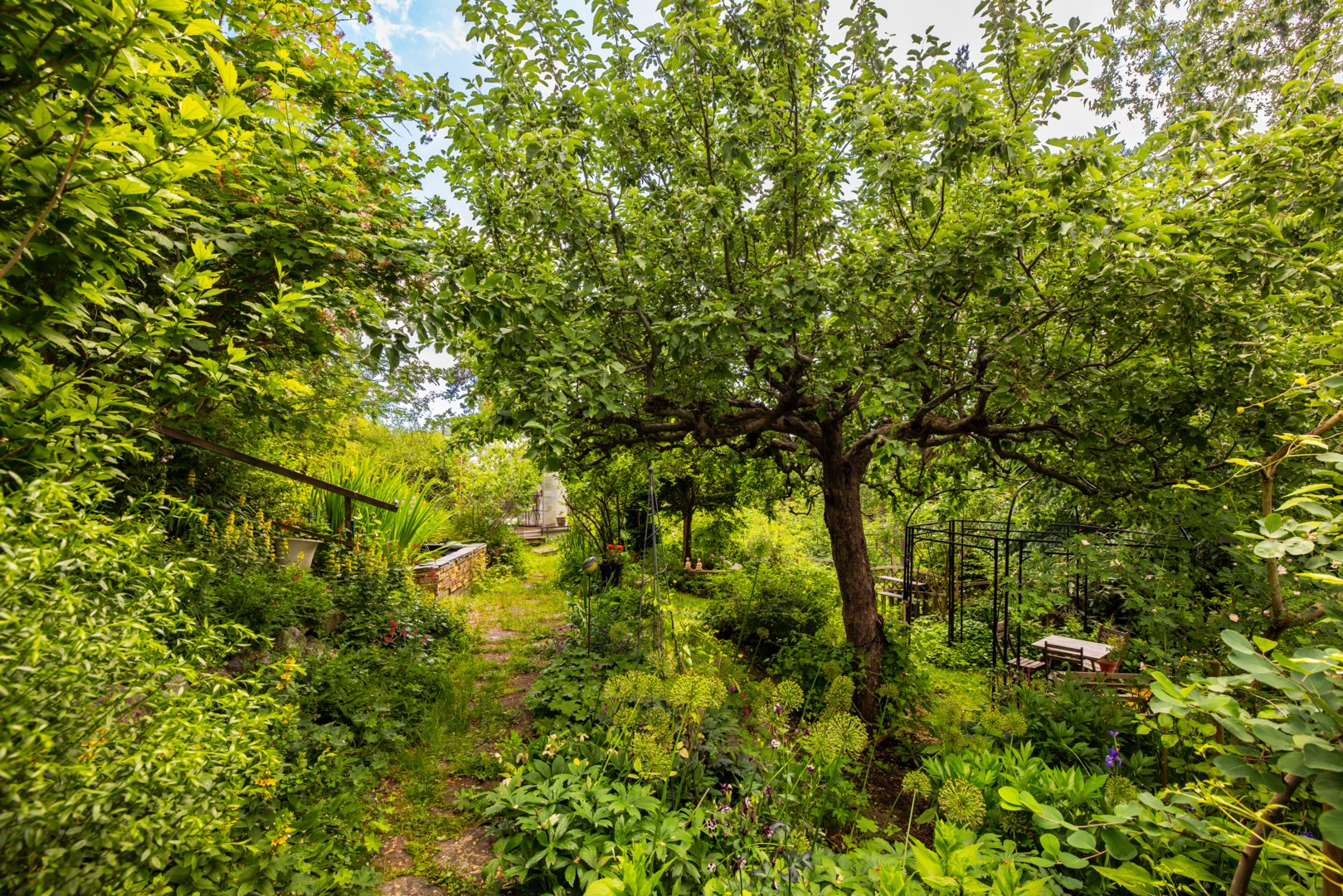 Bostadsbild från Gränsvägen 10, Såld i Lillängen, Nacka