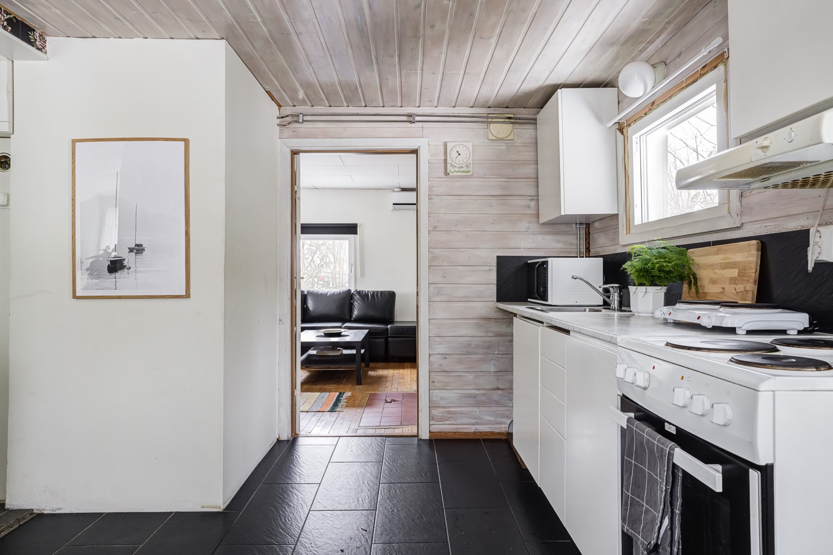 Bostadsbild från Hallkved 295, Såld i Hallkved, Uppsala