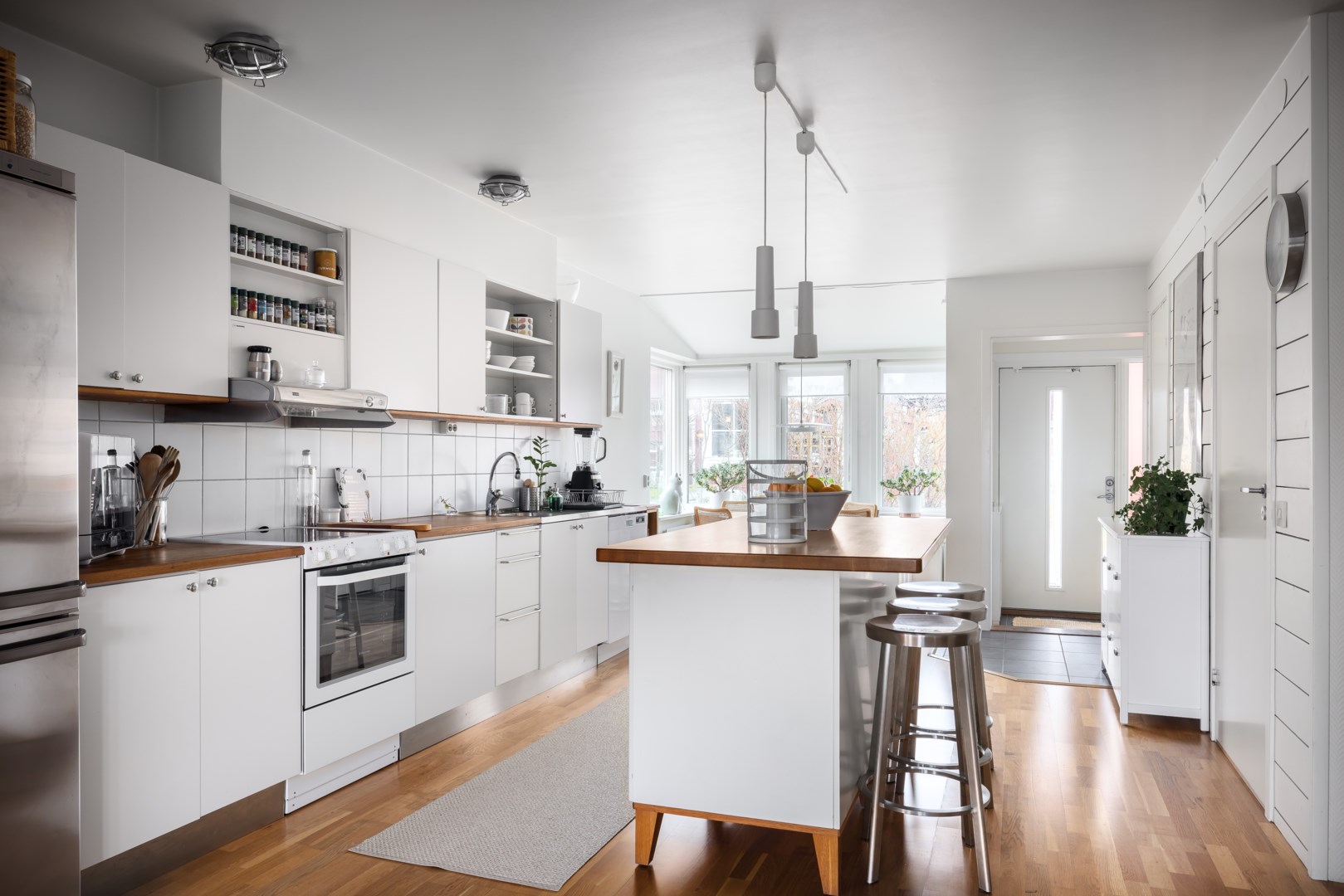 Bostadsbild från Norrholmsvägen 88, Såld i Östra Orminge, Nacka