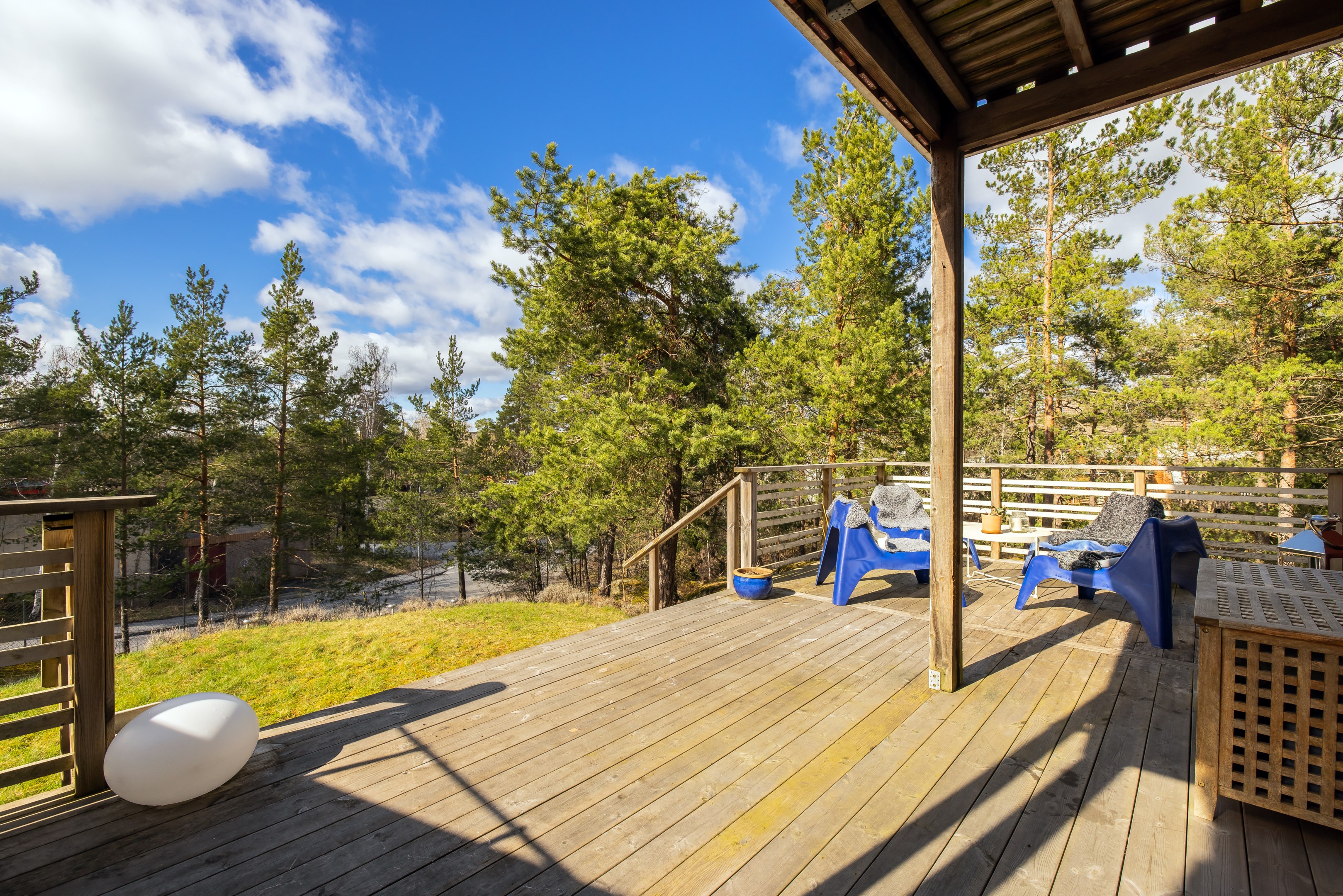 Bostadsbild från Norrholmsvägen 88, Såld i Östra Orminge, Nacka