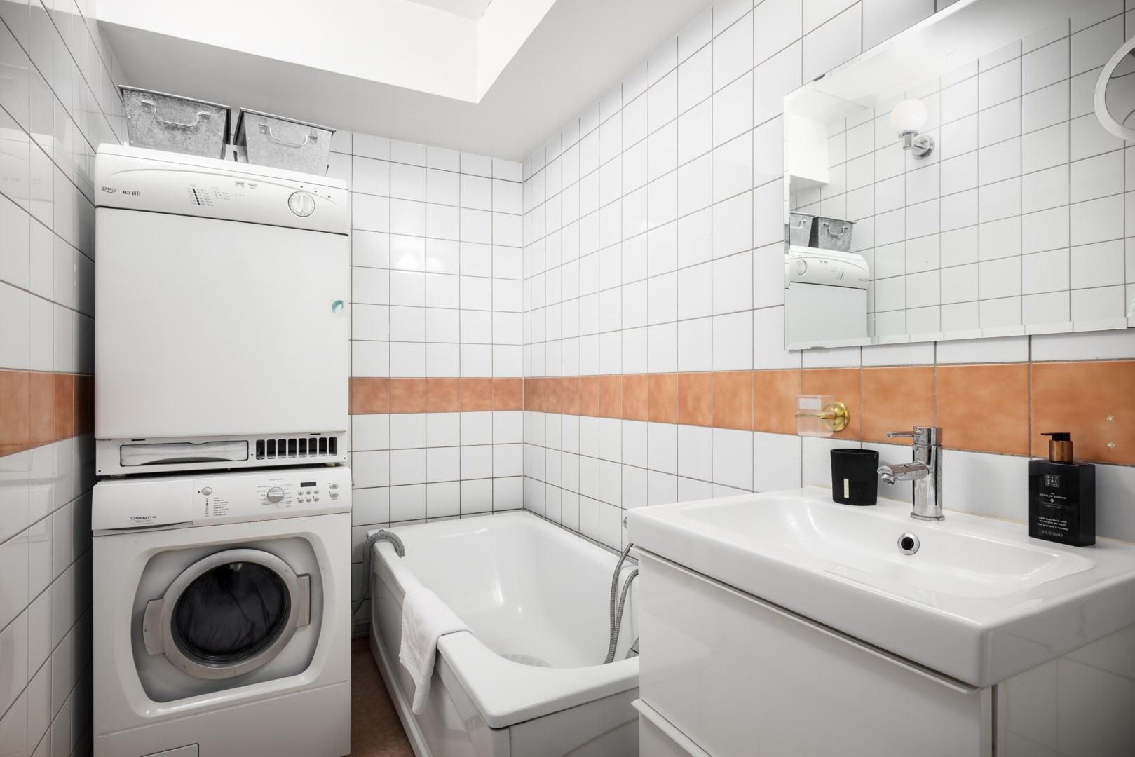 Bostadsbild från Norrholmsvägen 88, Såld i Östra Orminge, Nacka