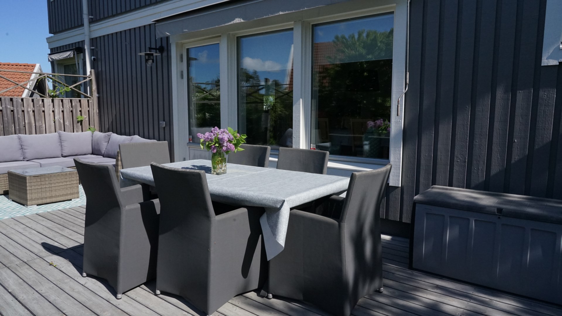 Bostadsbild från Ryttarvägen 22, Såld i Lännersta, Nacka