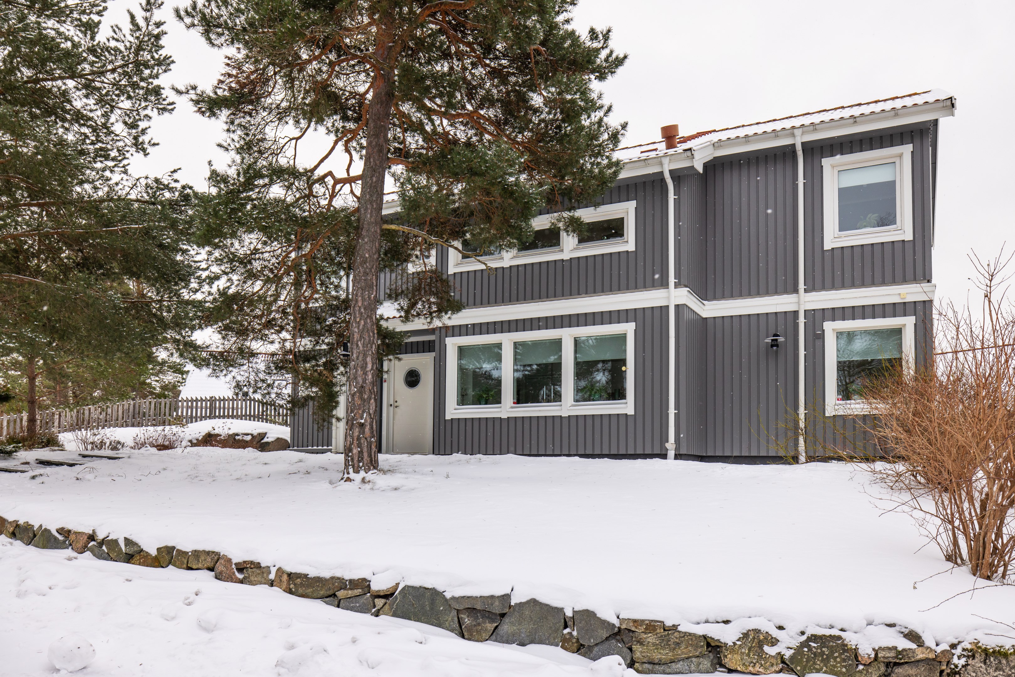 Bostadsbild från Ryttarvägen 22, Såld i Lännersta, Nacka