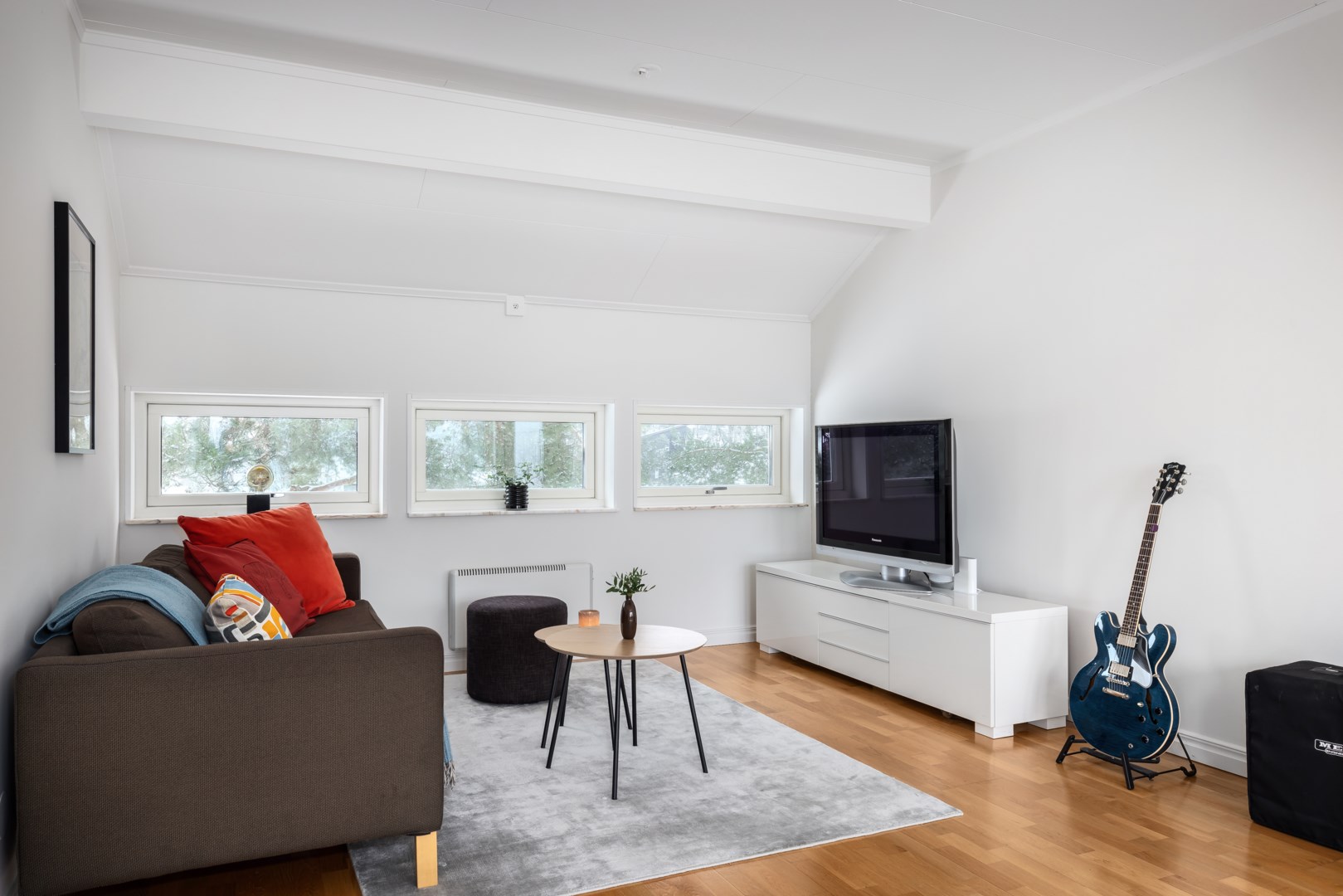 Bostadsbild från Ryttarvägen 22, Såld i Lännersta, Nacka