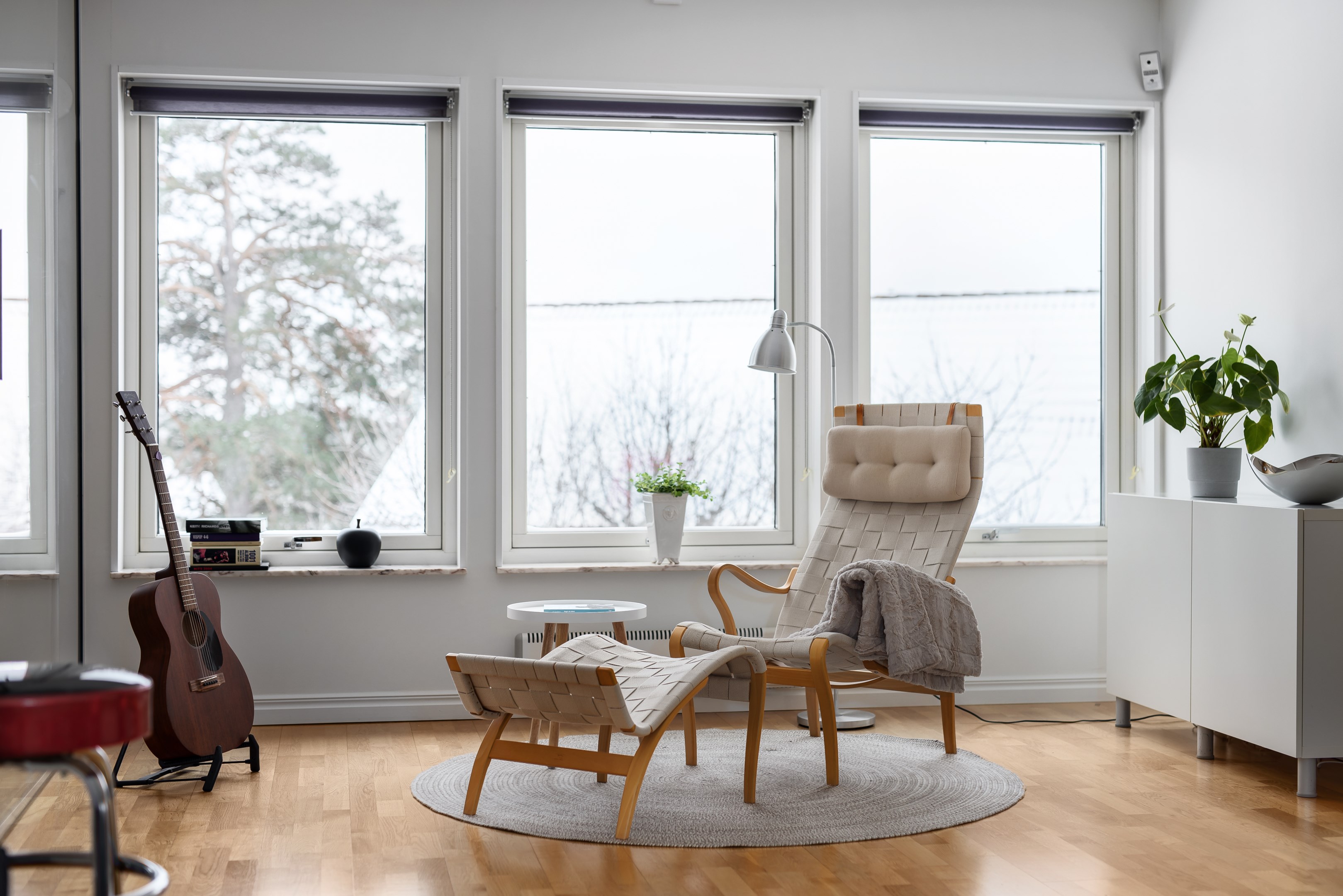 Bostadsbild från Ryttarvägen 22, Såld i Lännersta, Nacka