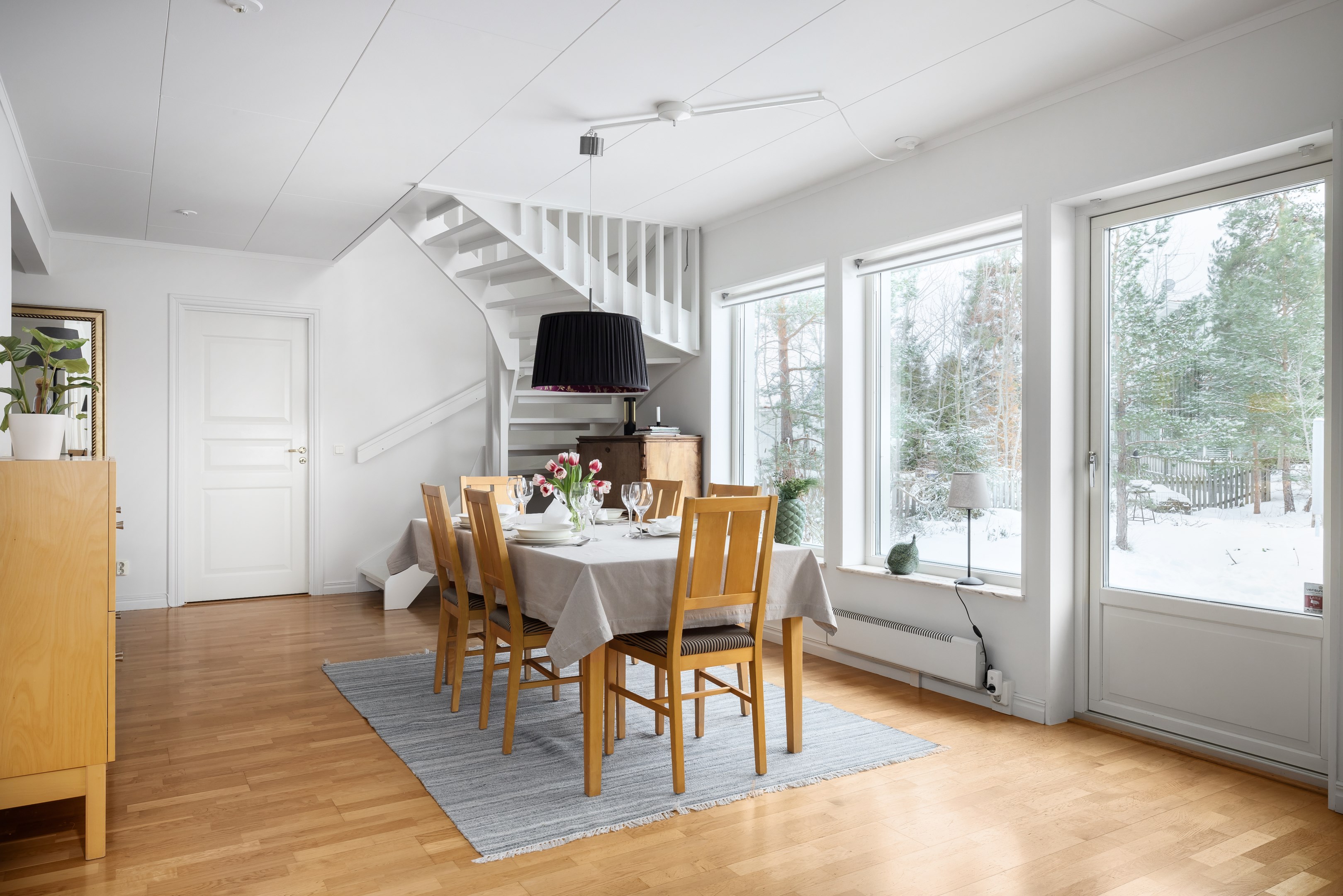 Bostadsbild från Ryttarvägen 22, Såld i Lännersta, Nacka