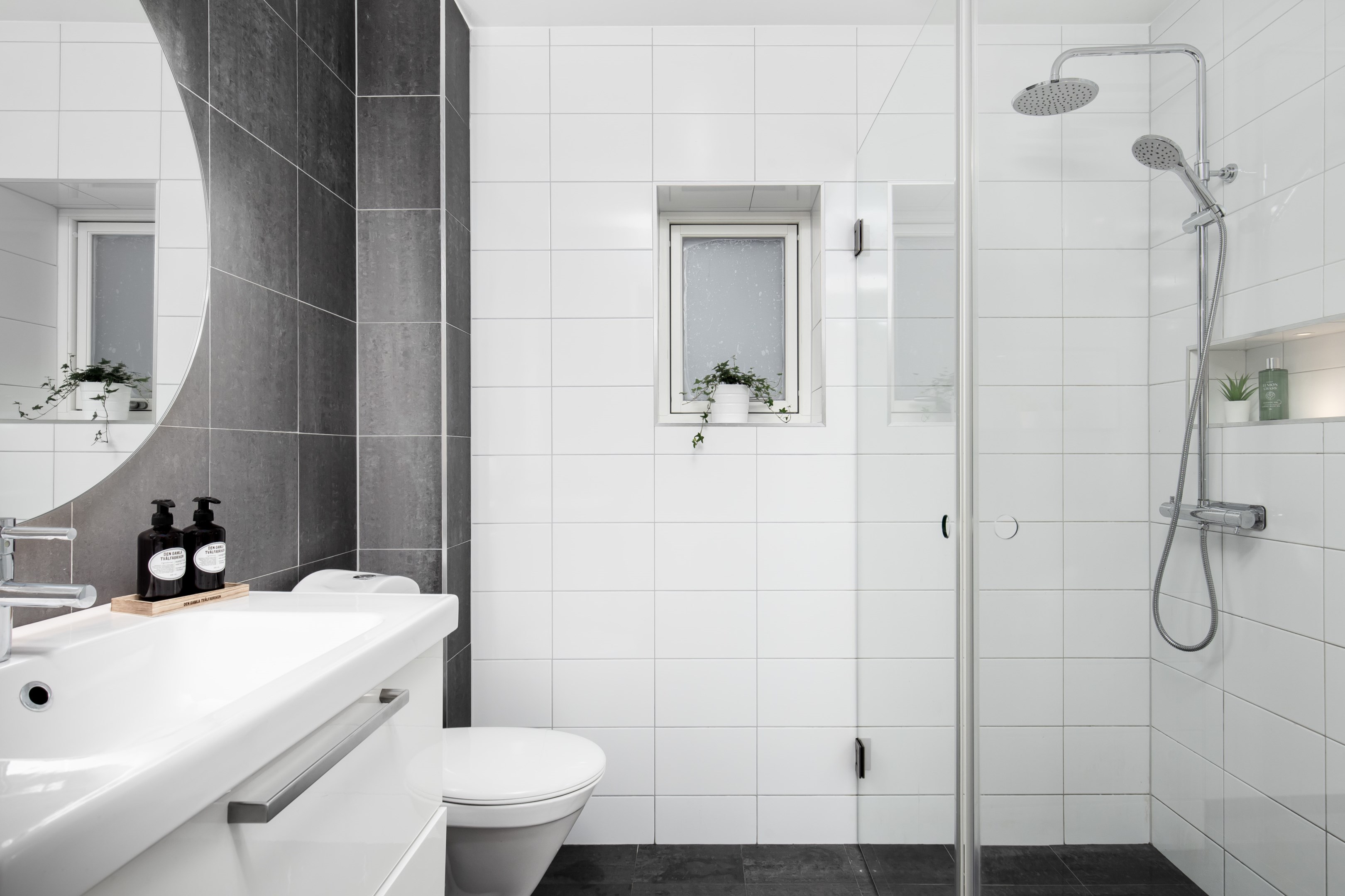 Bostadsbild från Storholmsvägen 418, Såld i Östra Orminge, Nacka