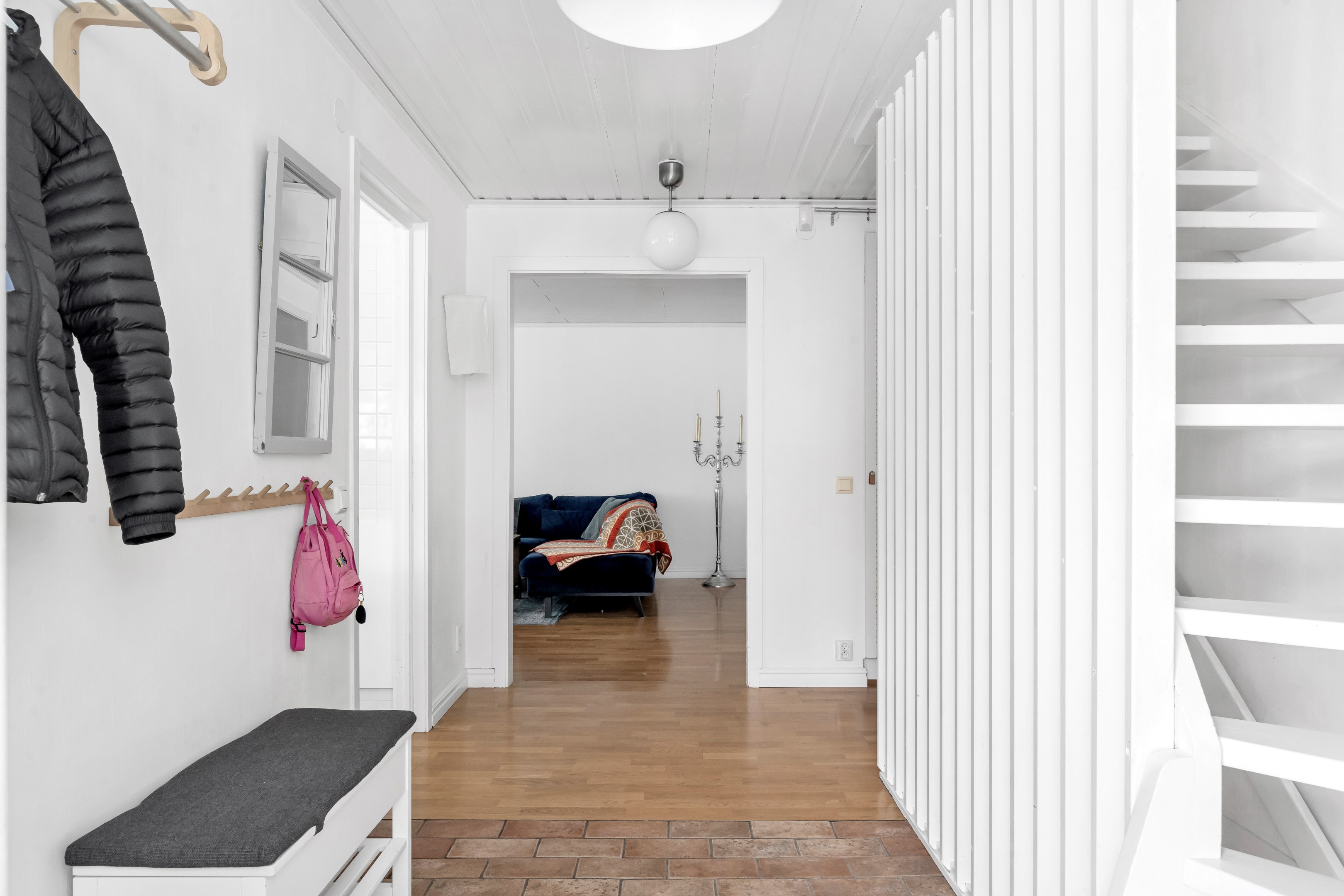 Bostadsbild från Sandavägen 15, Såld i Sunnersta, Uppsala