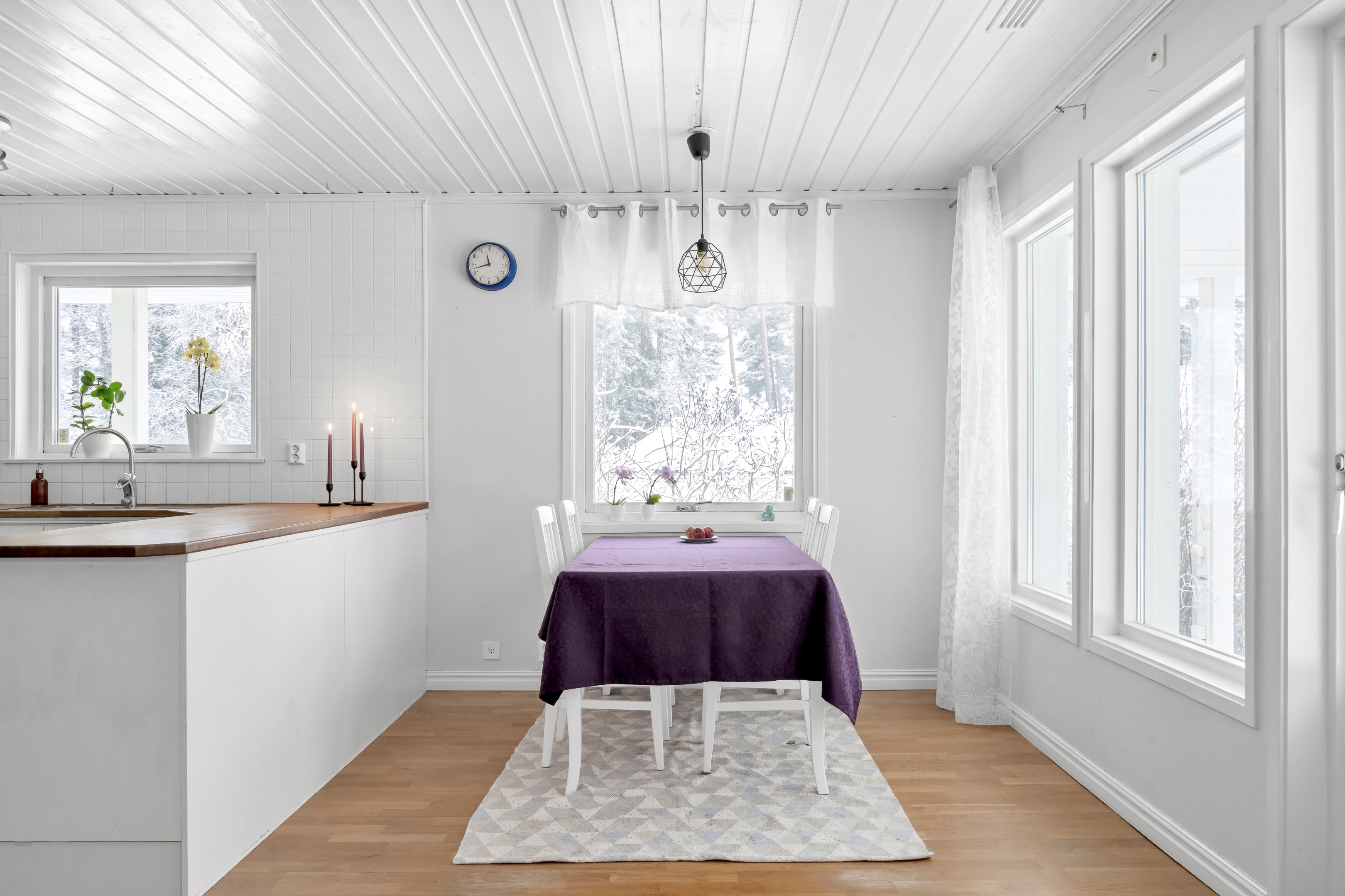 Bostadsbild från Sandavägen 15, Såld i Sunnersta, Uppsala