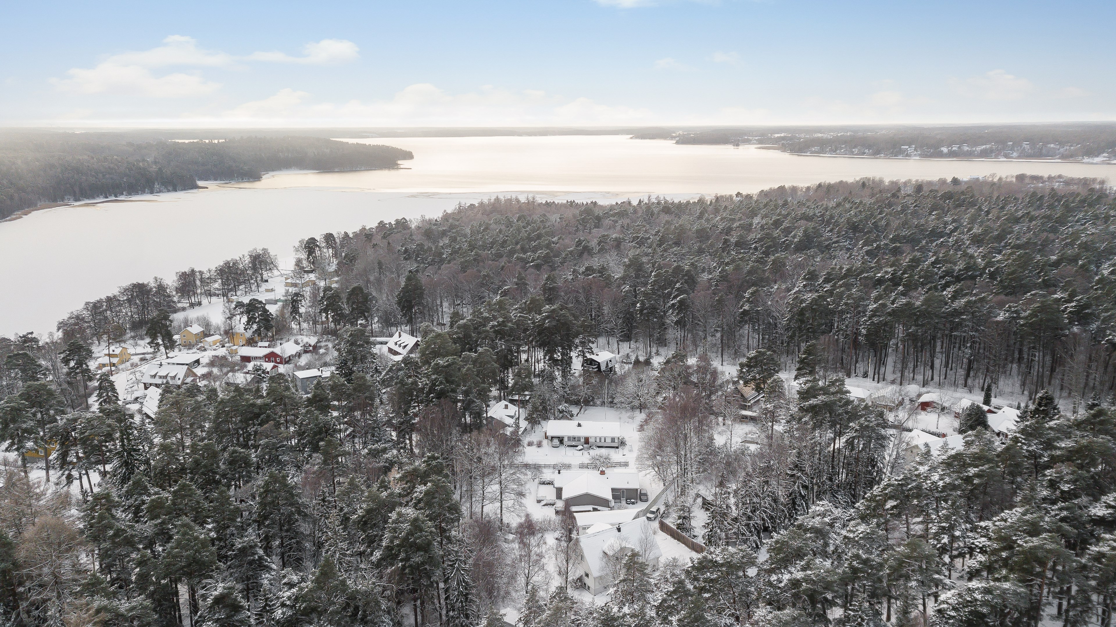 Bostadsbild från Sandavägen 15, Såld i Sunnersta, Uppsala