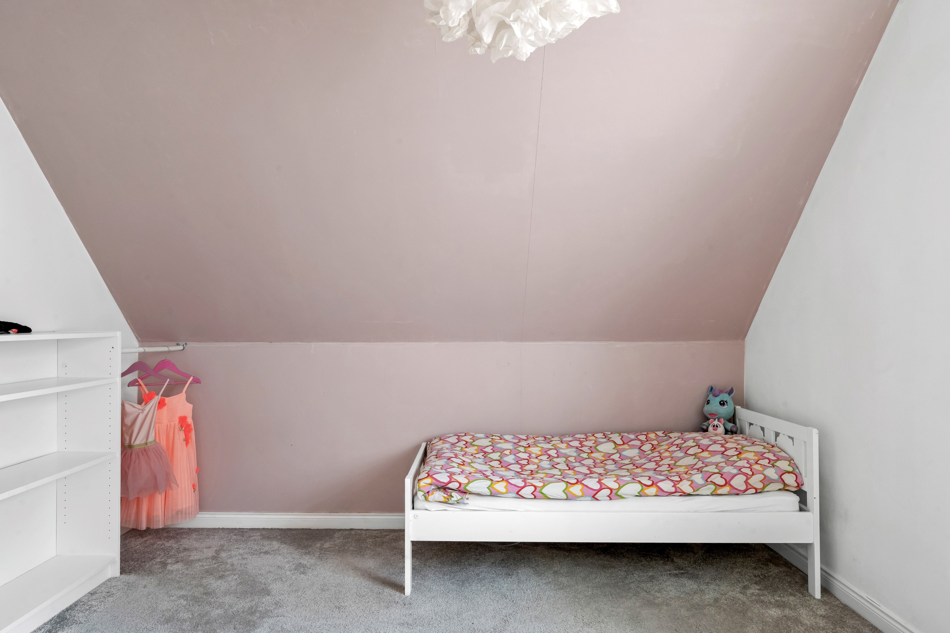 Bostadsbild från Sandavägen 15, Såld i Sunnersta, Uppsala