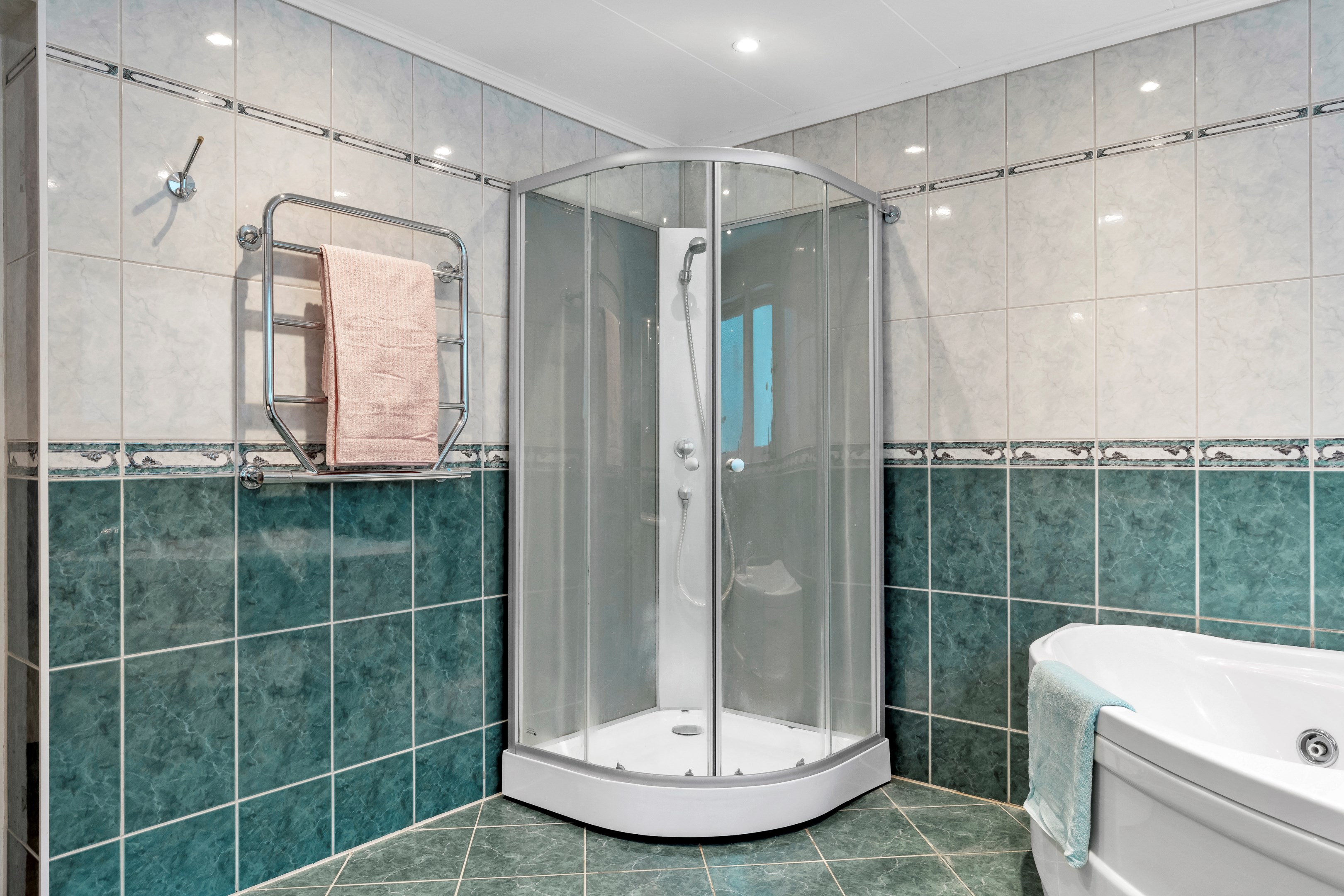 Bostadsbild från Sandavägen 15, Såld i Sunnersta, Uppsala