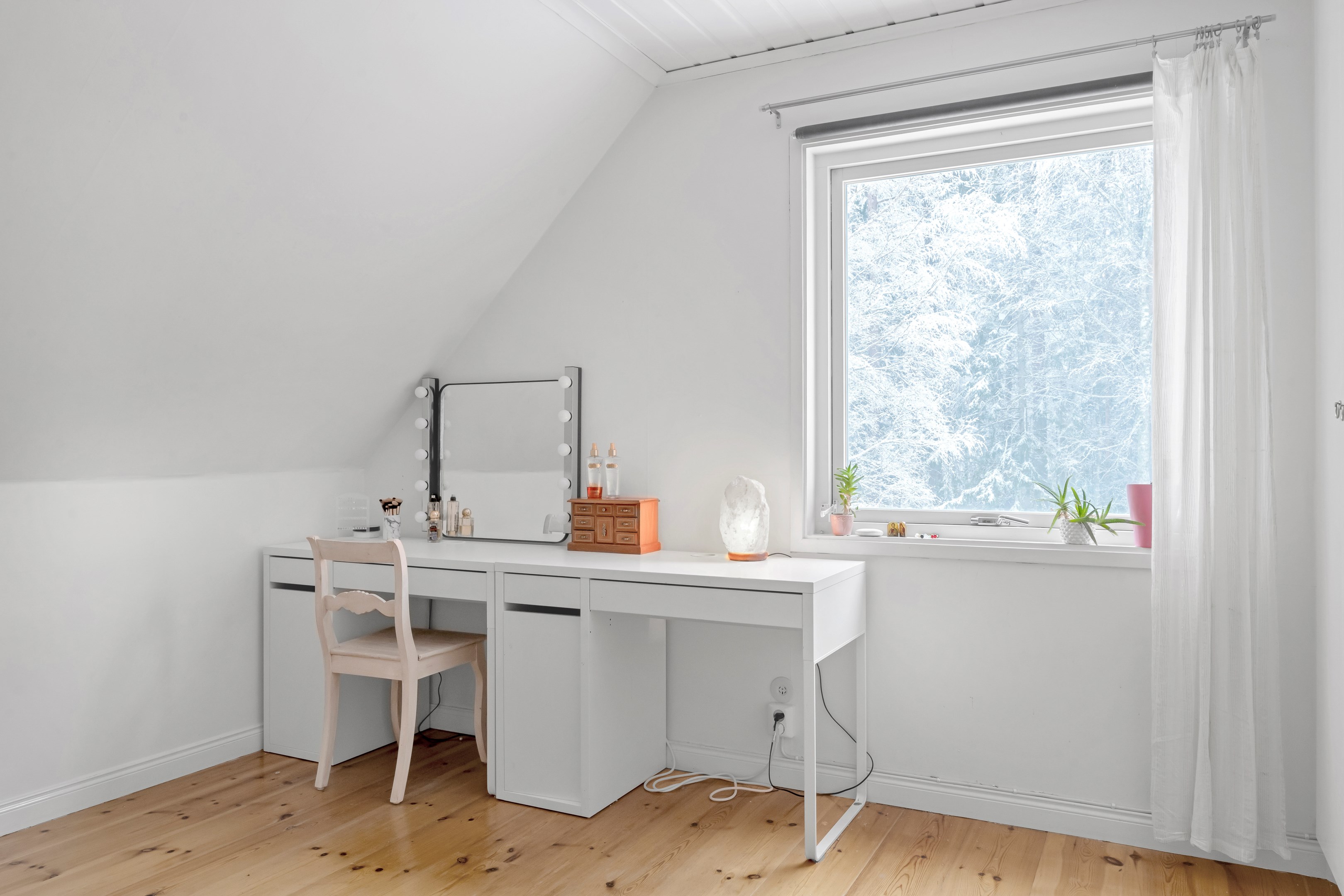 Bostadsbild från Sandavägen 15, Såld i Sunnersta, Uppsala