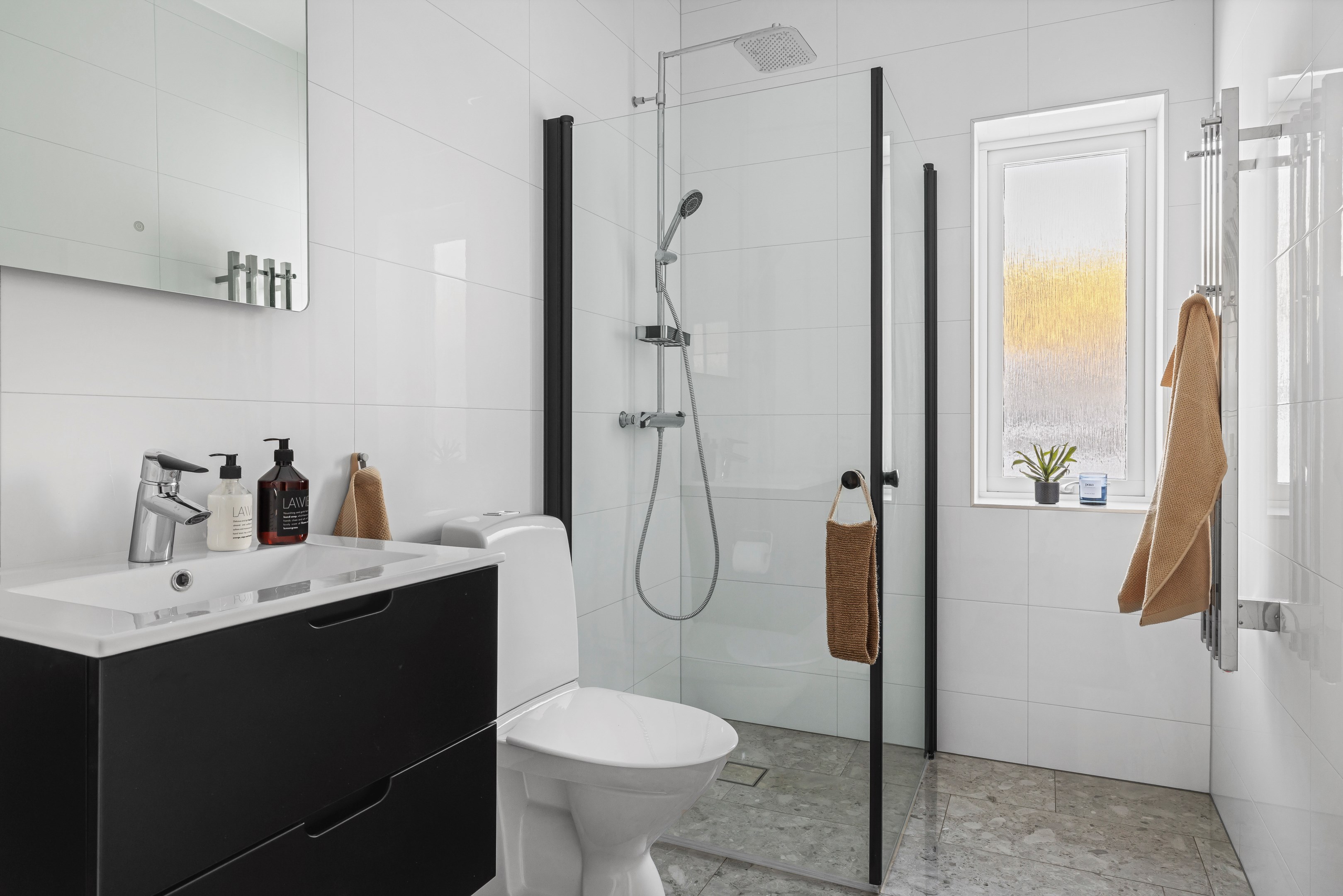 Bostadsbild från Vassunda-Örby 178, Till salu i Vassunda, Knivsta