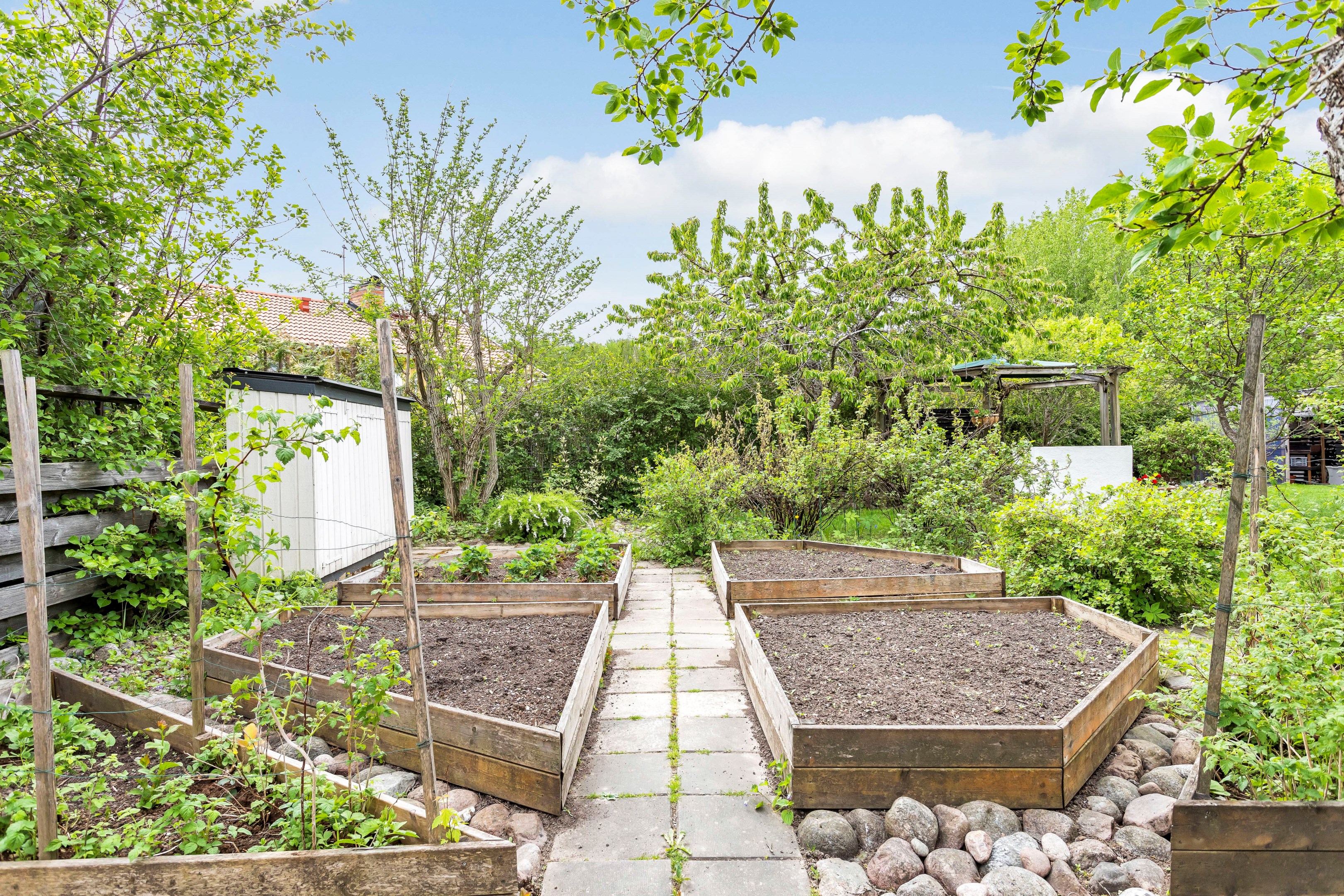 Bostadsbild från Blomstervägen 7, Såld i Sunnersta, Uppsala