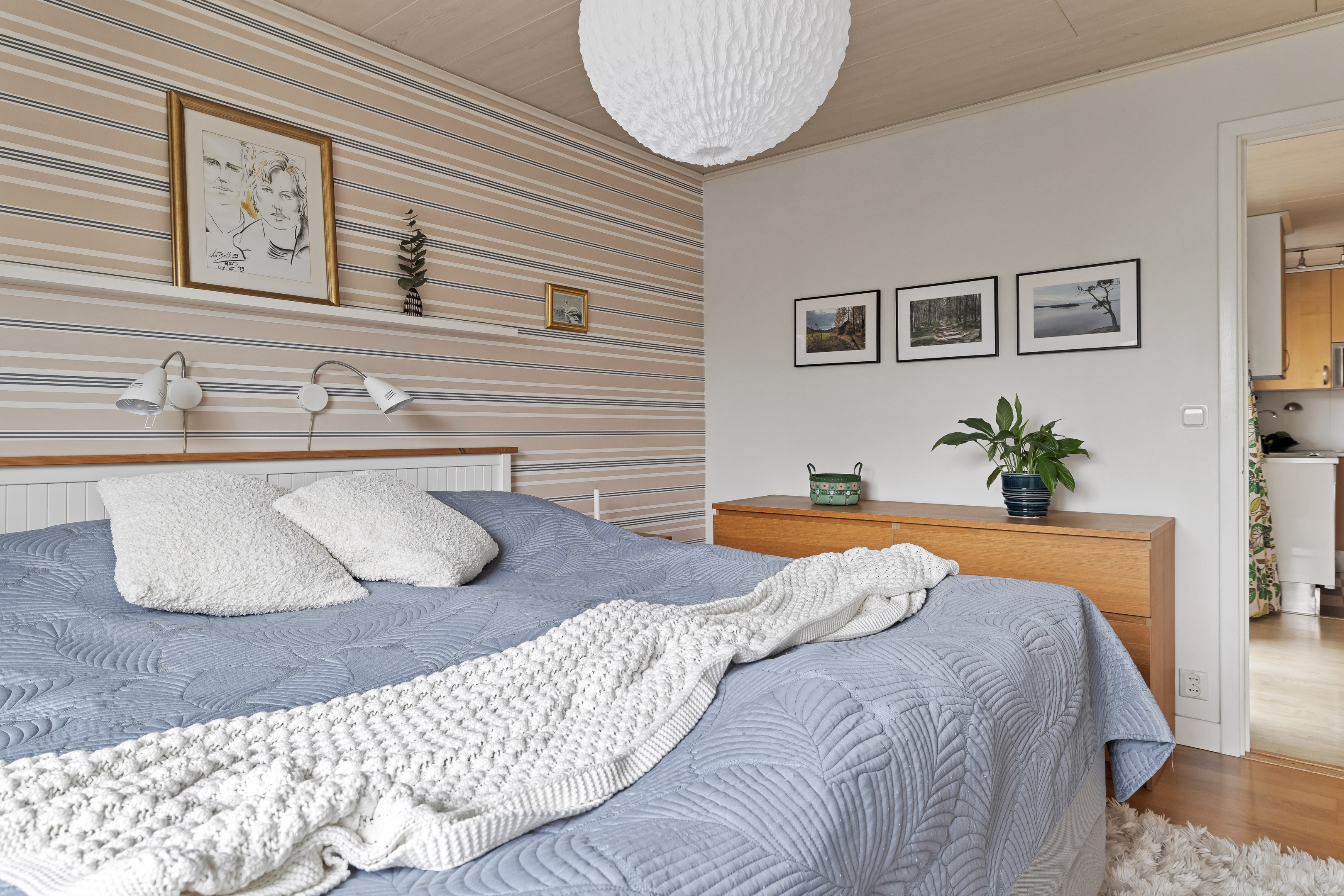 Bostadsbild från Blomstervägen 7, Såld i Sunnersta, Uppsala