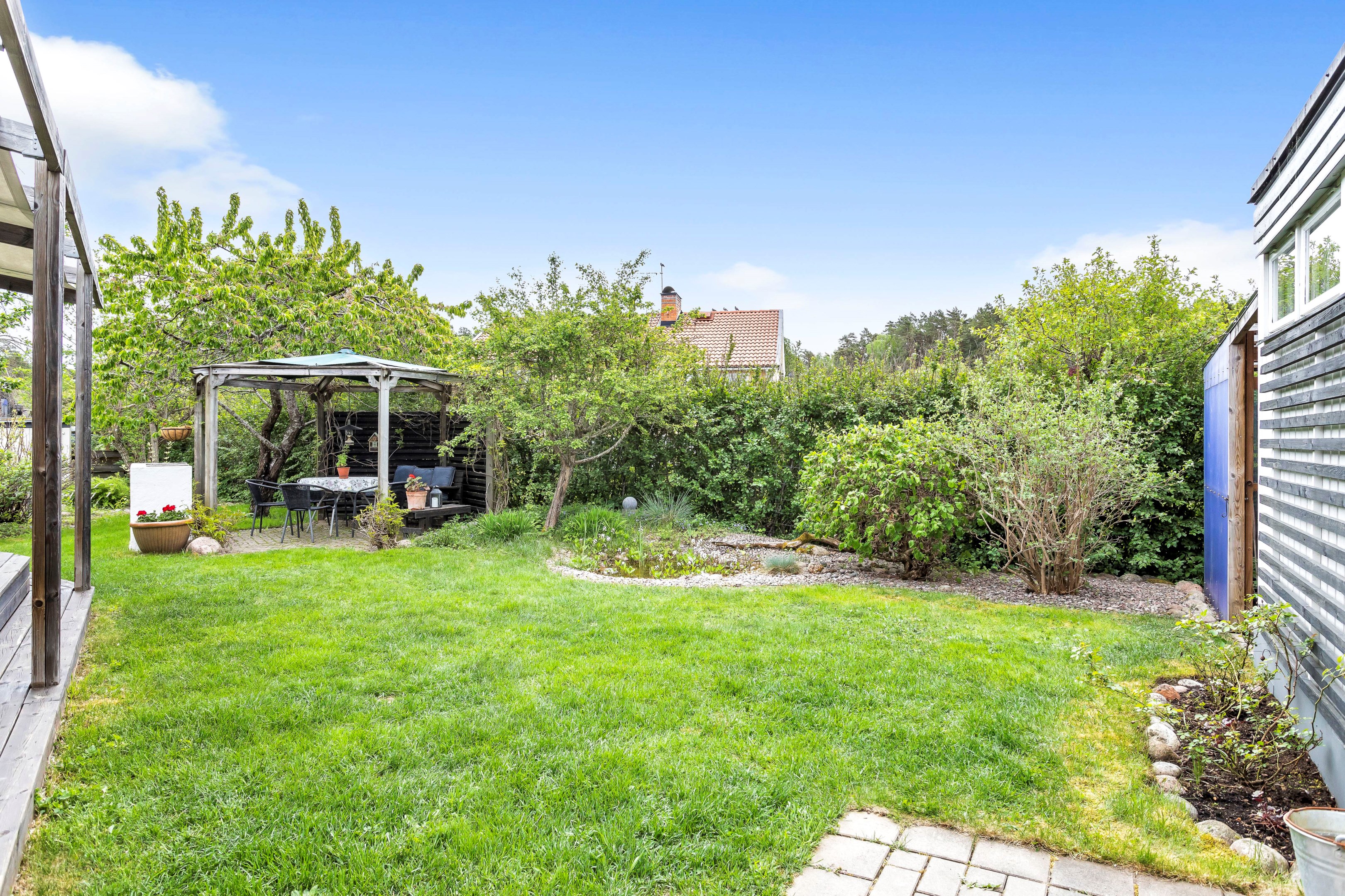 Bostadsbild från Blomstervägen 7, Såld i Sunnersta, Uppsala