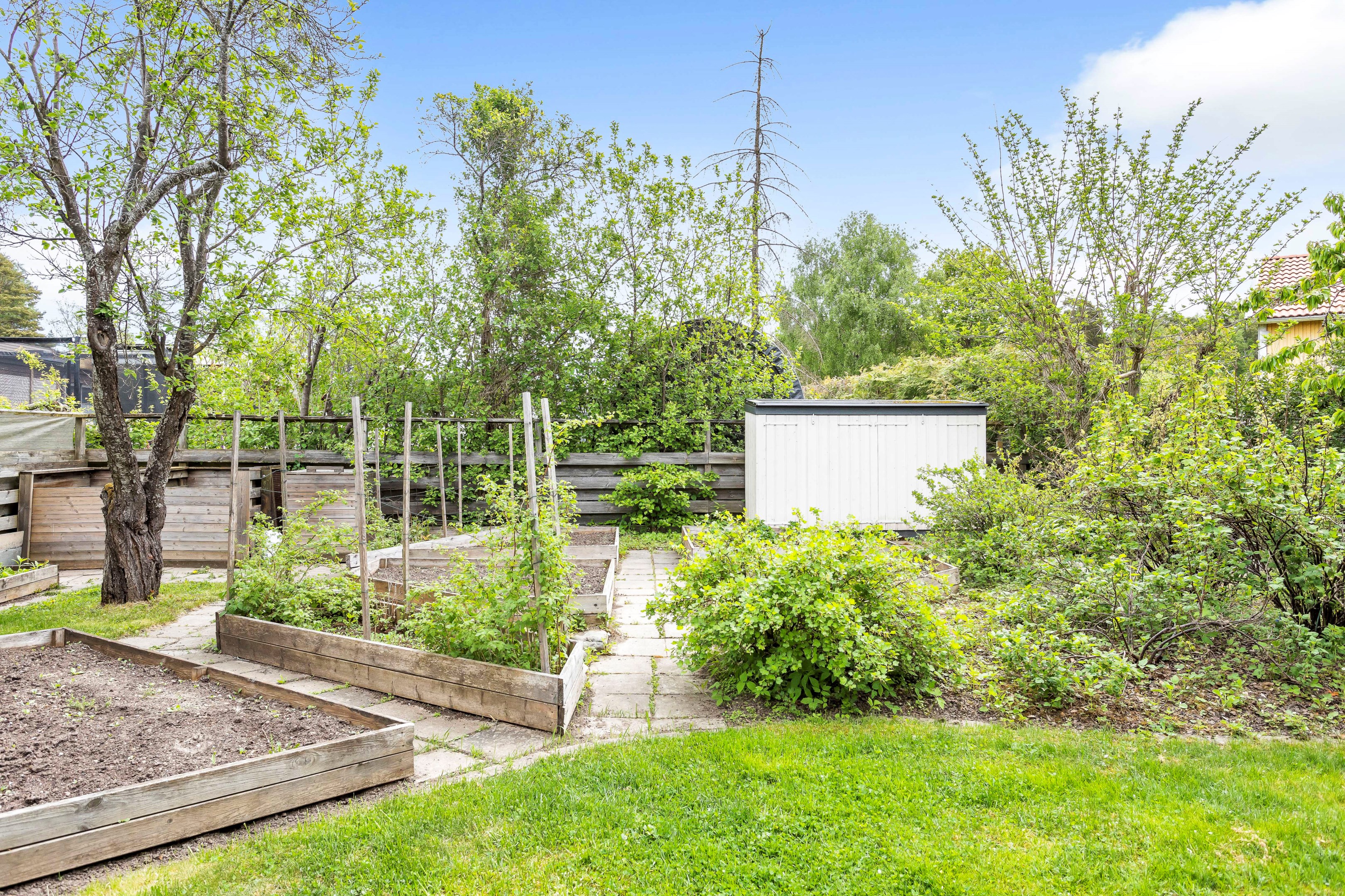 Bostadsbild från Blomstervägen 7, Såld i Sunnersta, Uppsala
