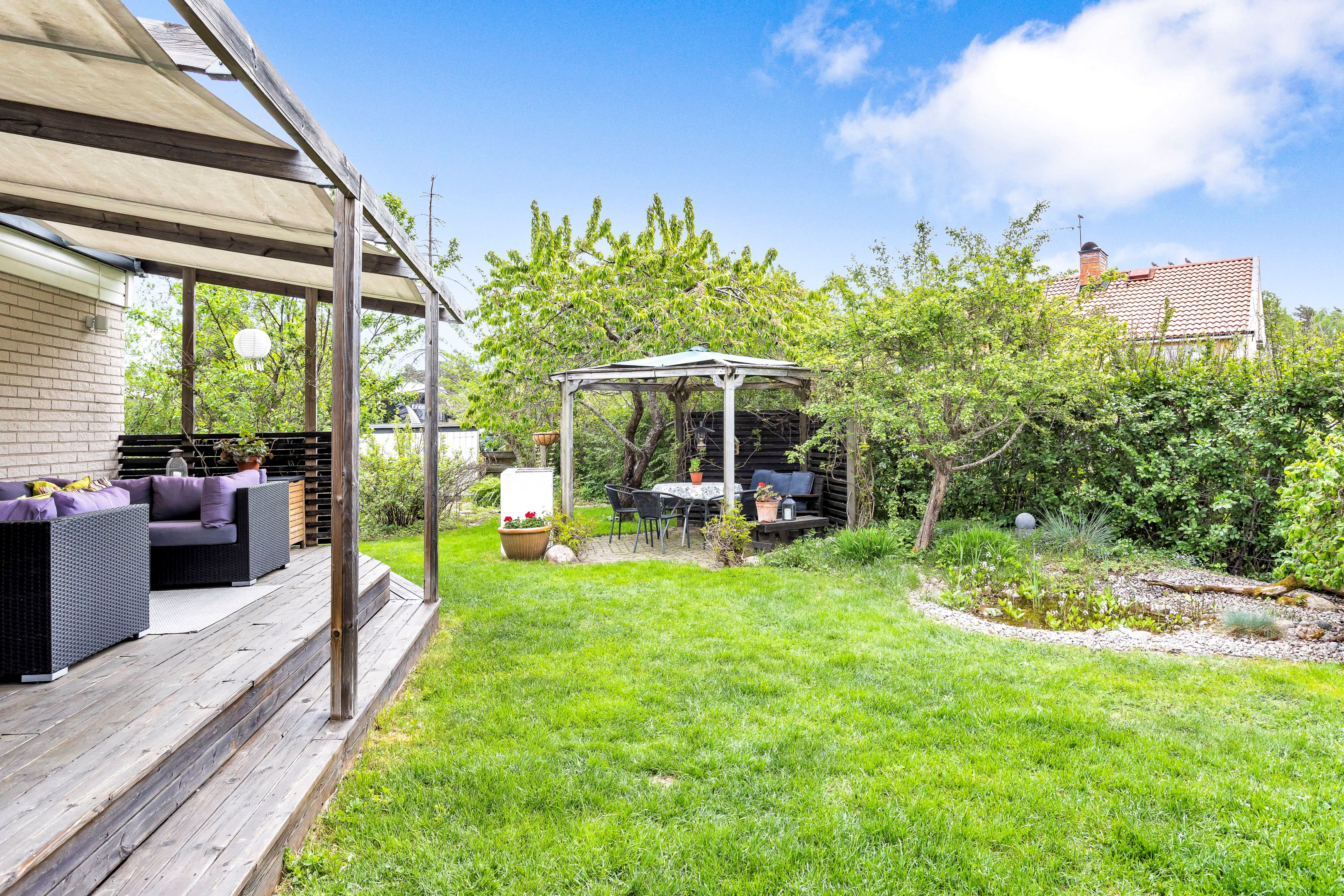 Bostadsbild från Blomstervägen 7, Såld i Sunnersta, Uppsala