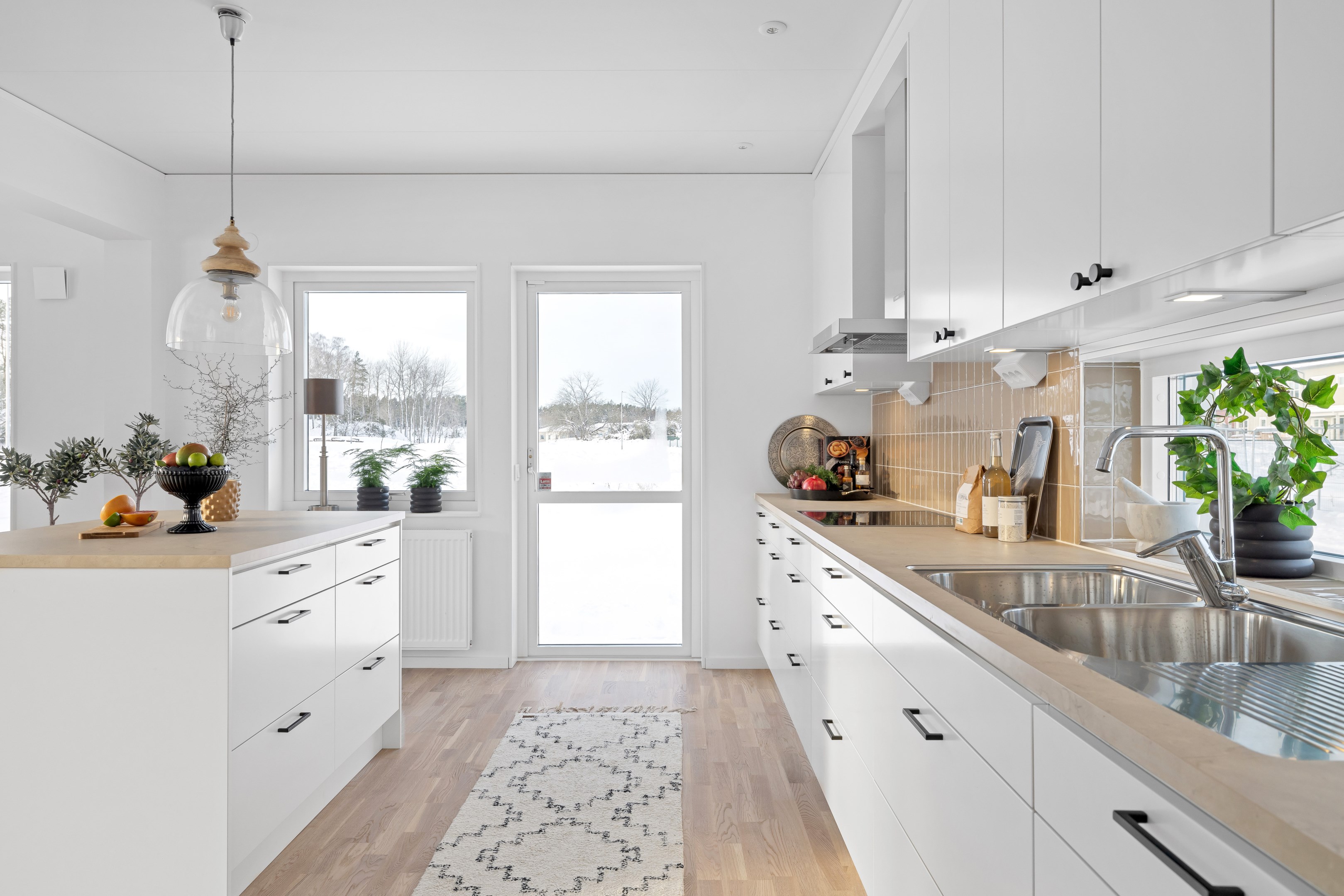 Bostadsbild från Dymlingsvägen 18, Såld i Gunsta, Uppsala