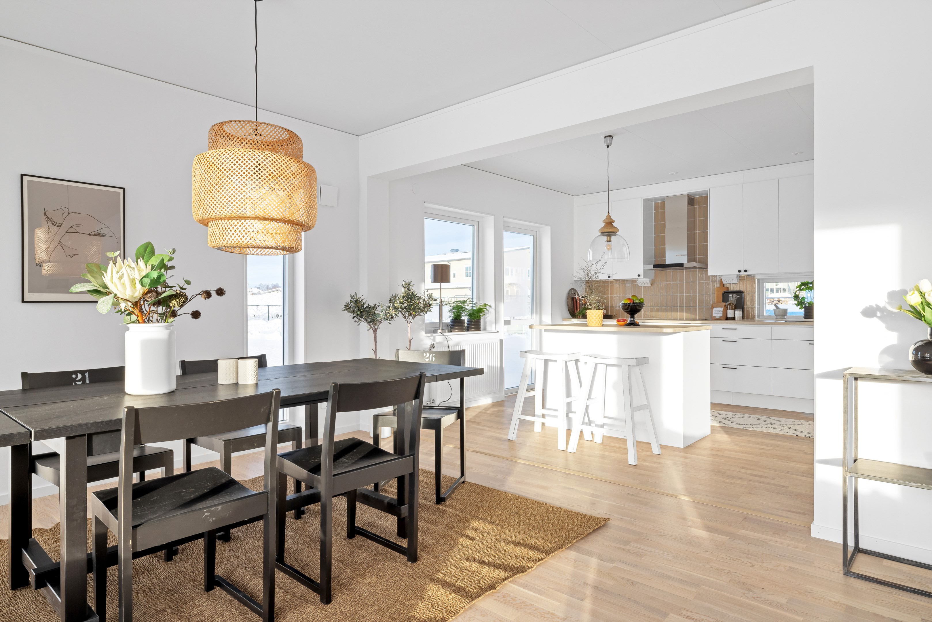 Bostadsbild från Dymlingsvägen 18, Såld i Gunsta, Uppsala