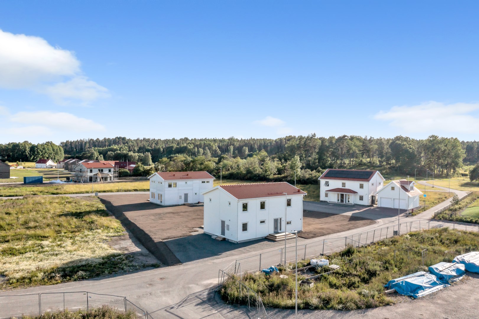 Bostadsbild från Dymlingsvägen 18, Såld i Gunsta, Uppsala