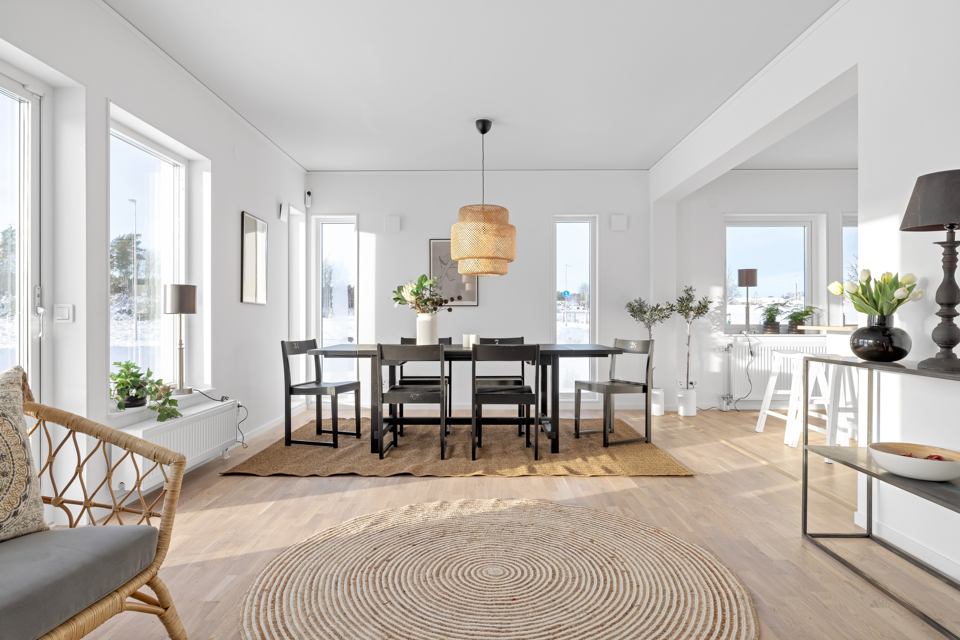 Bostadsbild från Dymlingsvägen 18, Såld i Gunsta, Uppsala