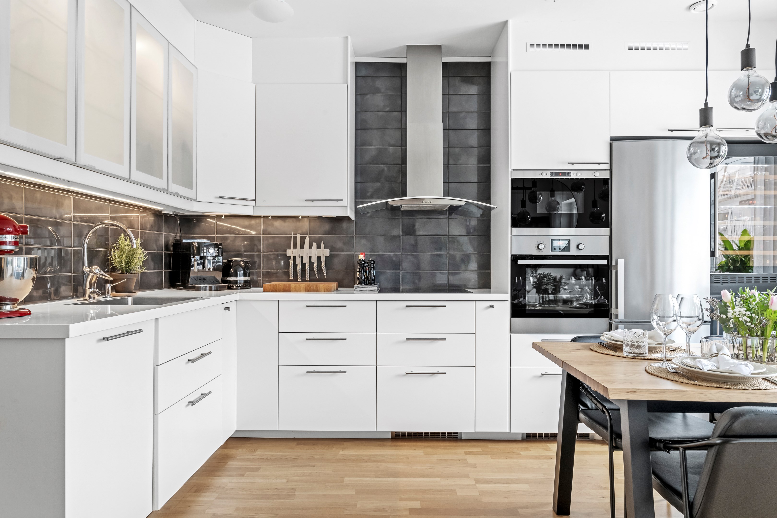 Bostadsbild från Bernadottestigen 8, Såld i Valsätra, Uppsala