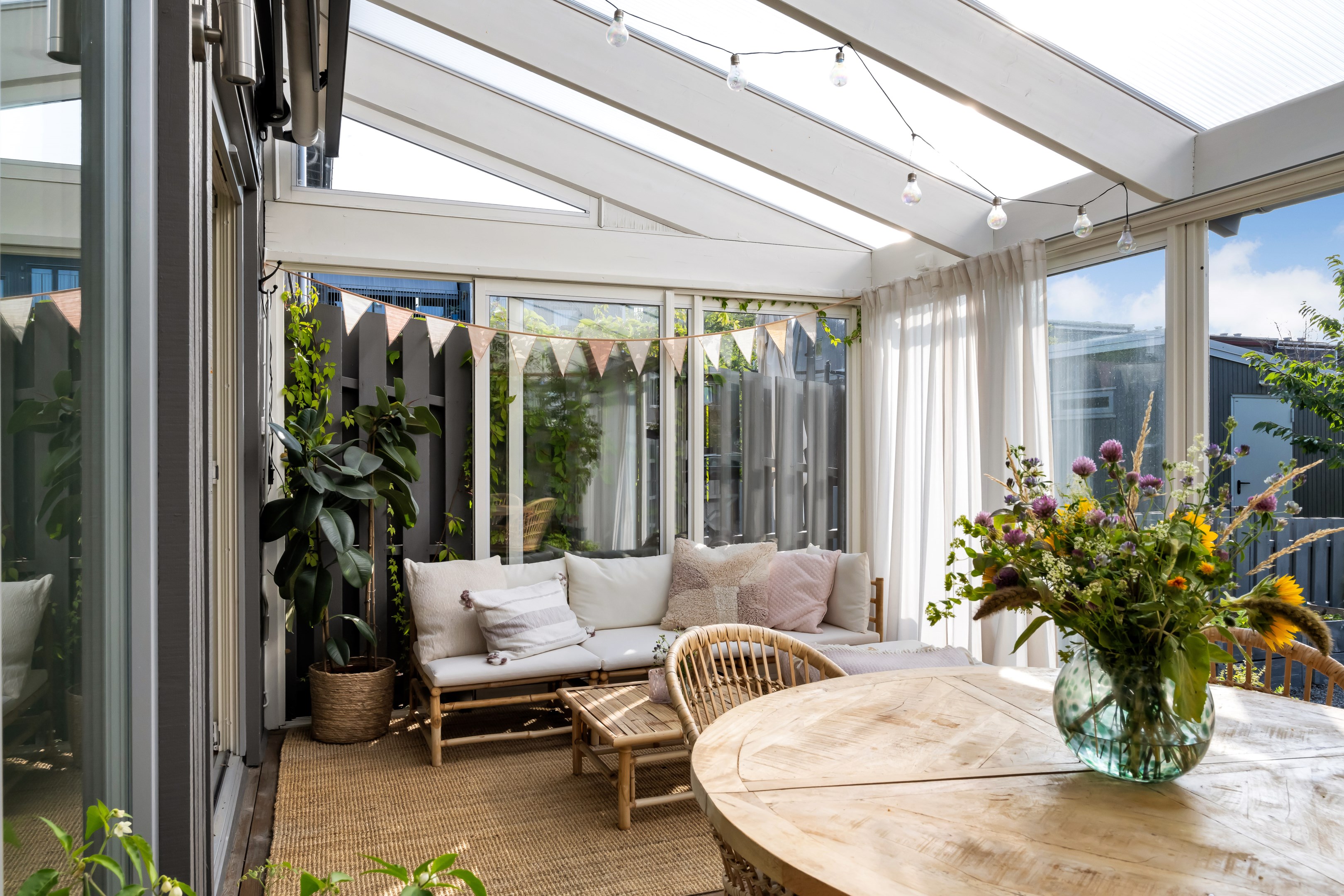 Bostadsbild från Bernadottestigen 8, Såld i Valsätra, Uppsala