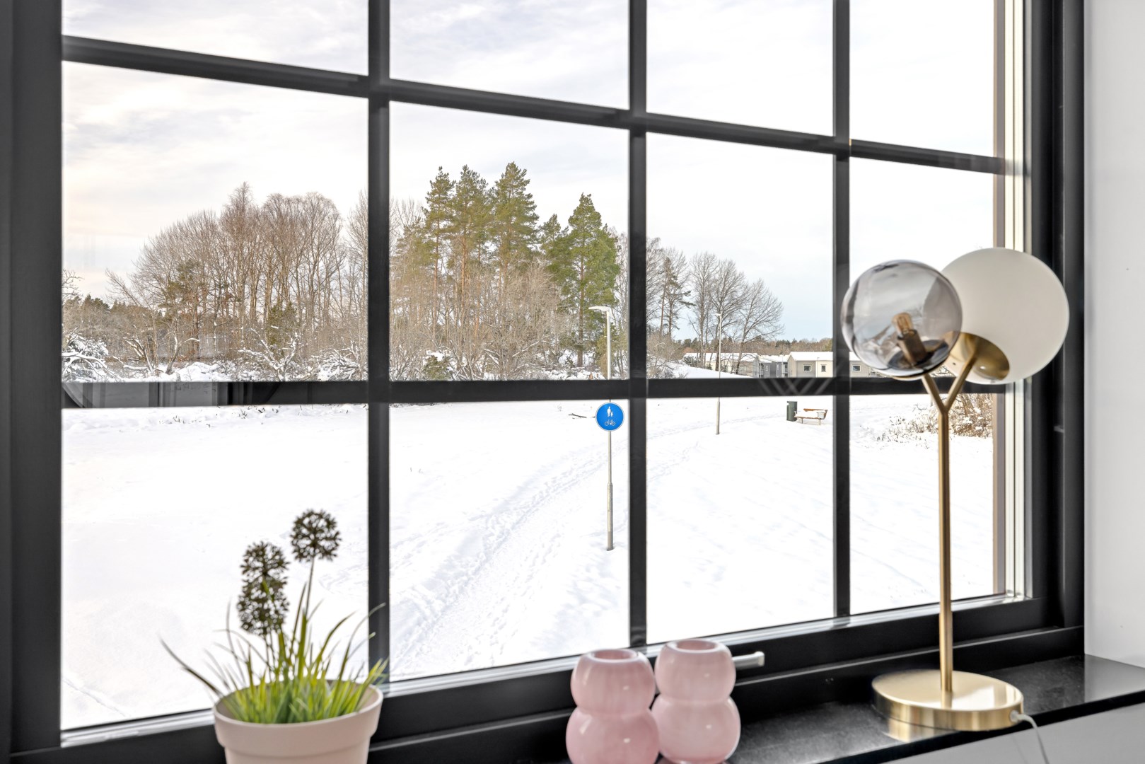 Bostadsbild från Fjäderbladsvägen 6, Såld i Gunsta, Uppsala