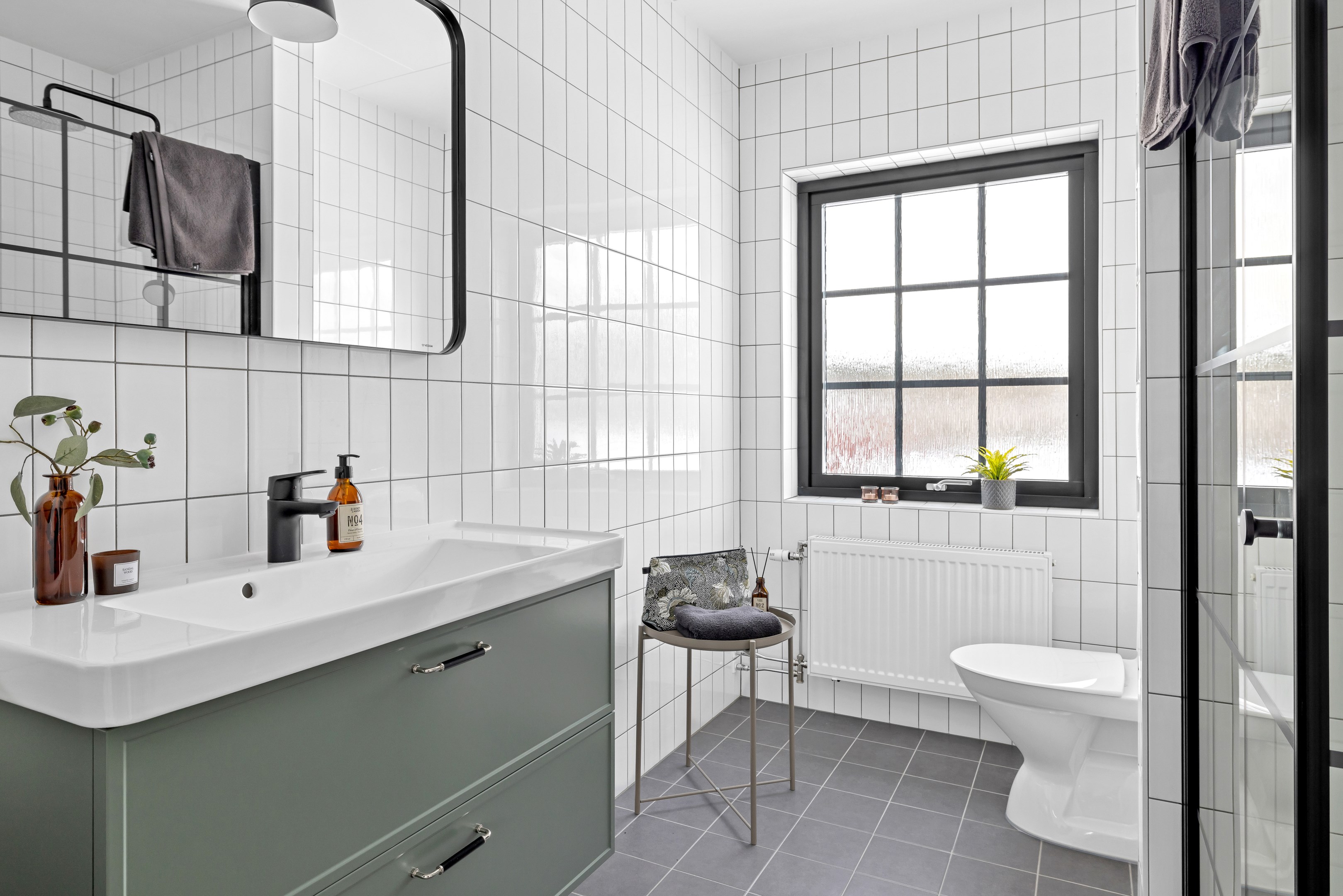 Bostadsbild från Fjäderbladsvägen 6, Såld i Gunsta, Uppsala