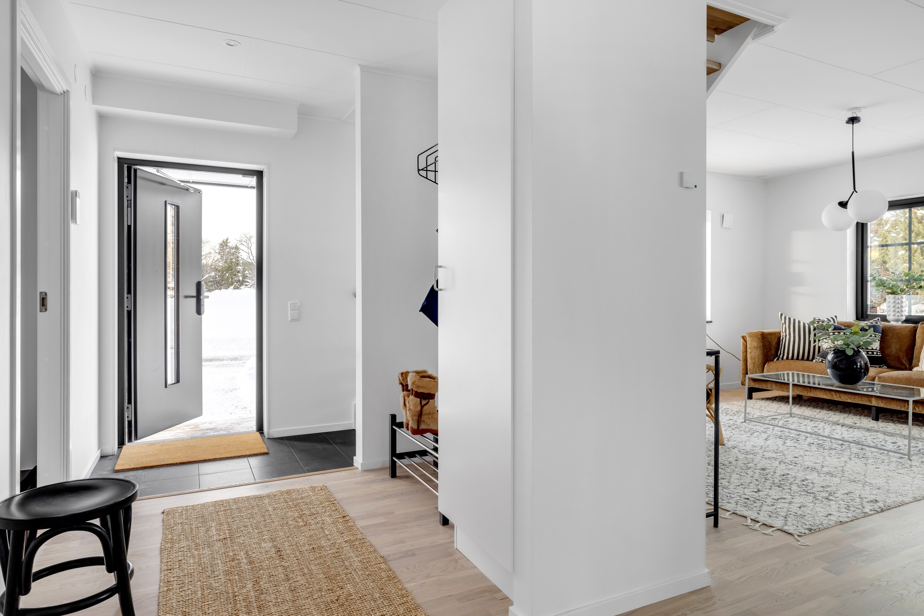 Bostadsbild från Fjäderbladsvägen 6, Såld i Gunsta, Uppsala