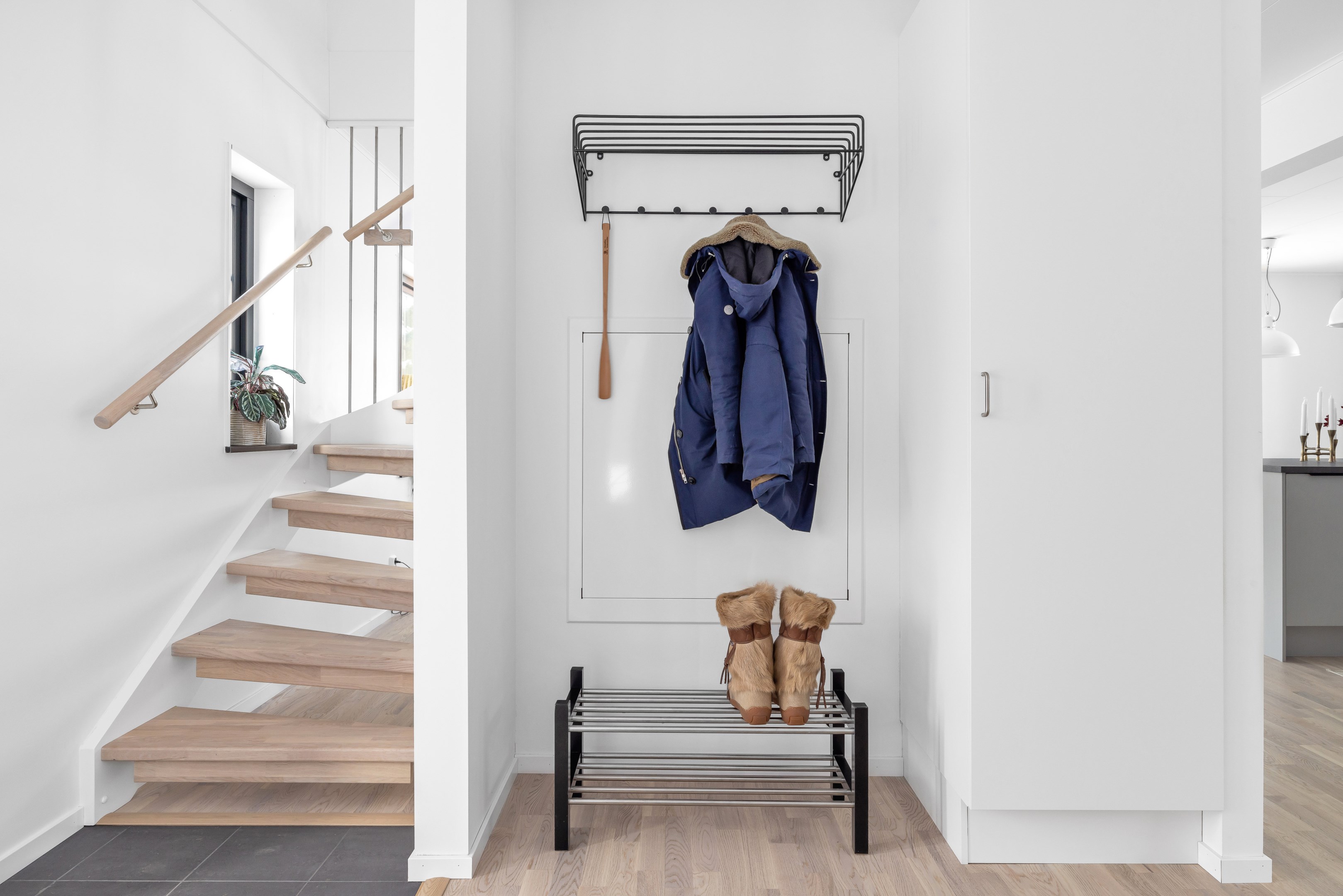 Bostadsbild från Fjäderbladsvägen 6, Såld i Gunsta, Uppsala