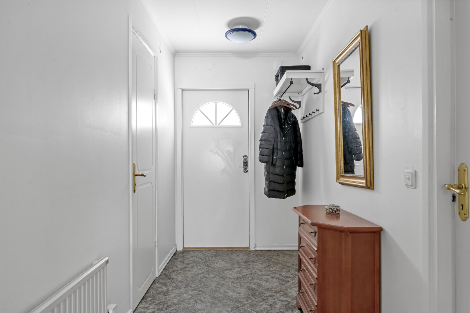 Bostadsbild från Arkitektvägen 28, Såld i Vänge, Uppsala