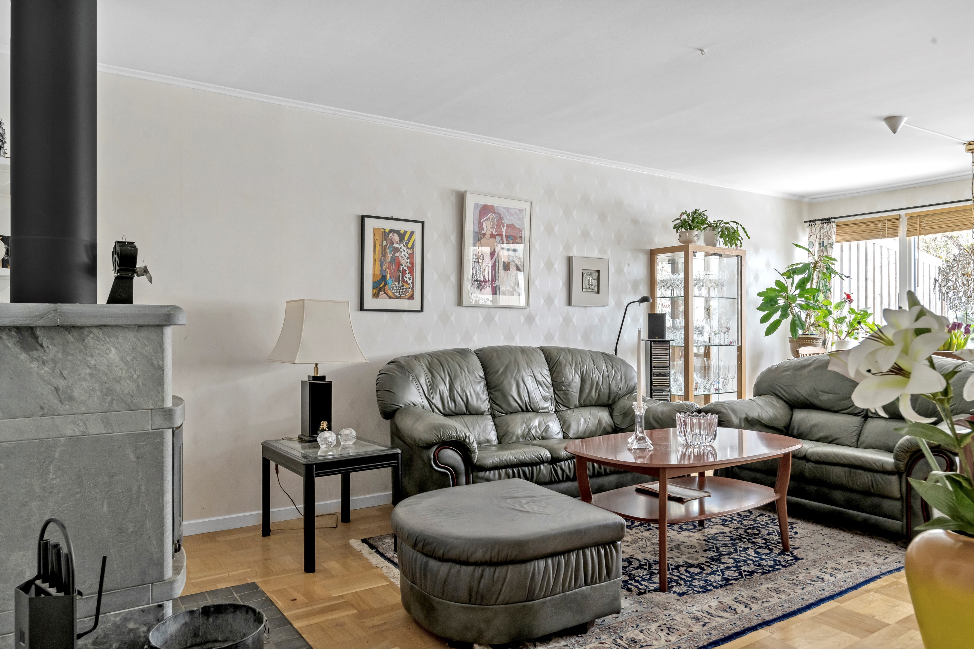 Bostadsbild från Arkitektvägen 28, Såld i Vänge, Uppsala