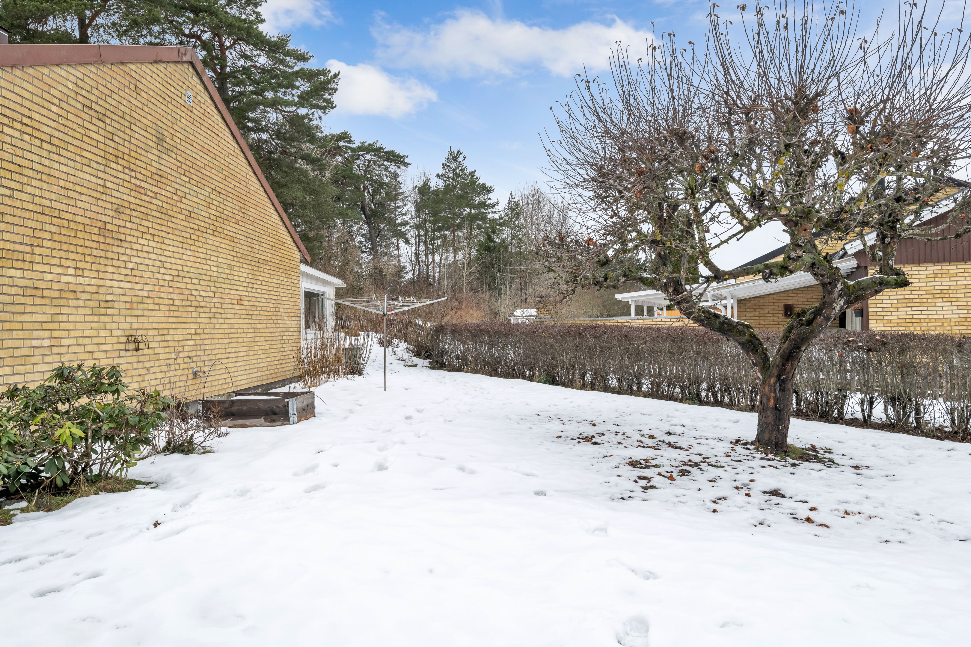Bostadsbild från Arkitektvägen 28, Såld i Vänge, Uppsala
