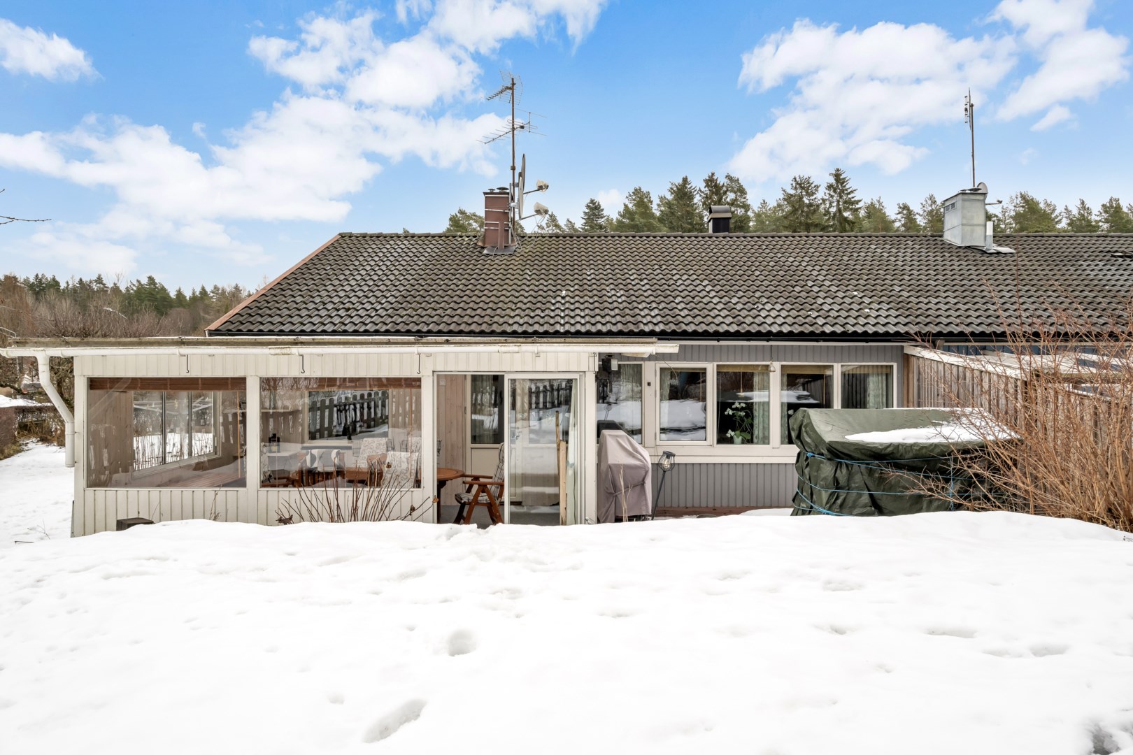 Bostadsbild från Arkitektvägen 28, Såld i Vänge, Uppsala