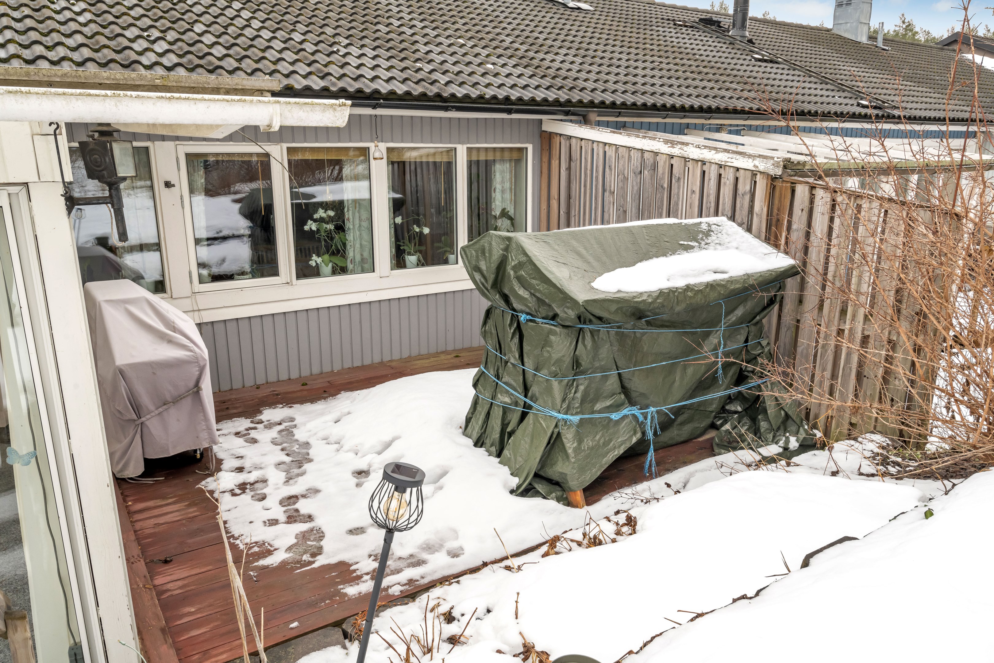 Bostadsbild från Arkitektvägen 28, Såld i Vänge, Uppsala