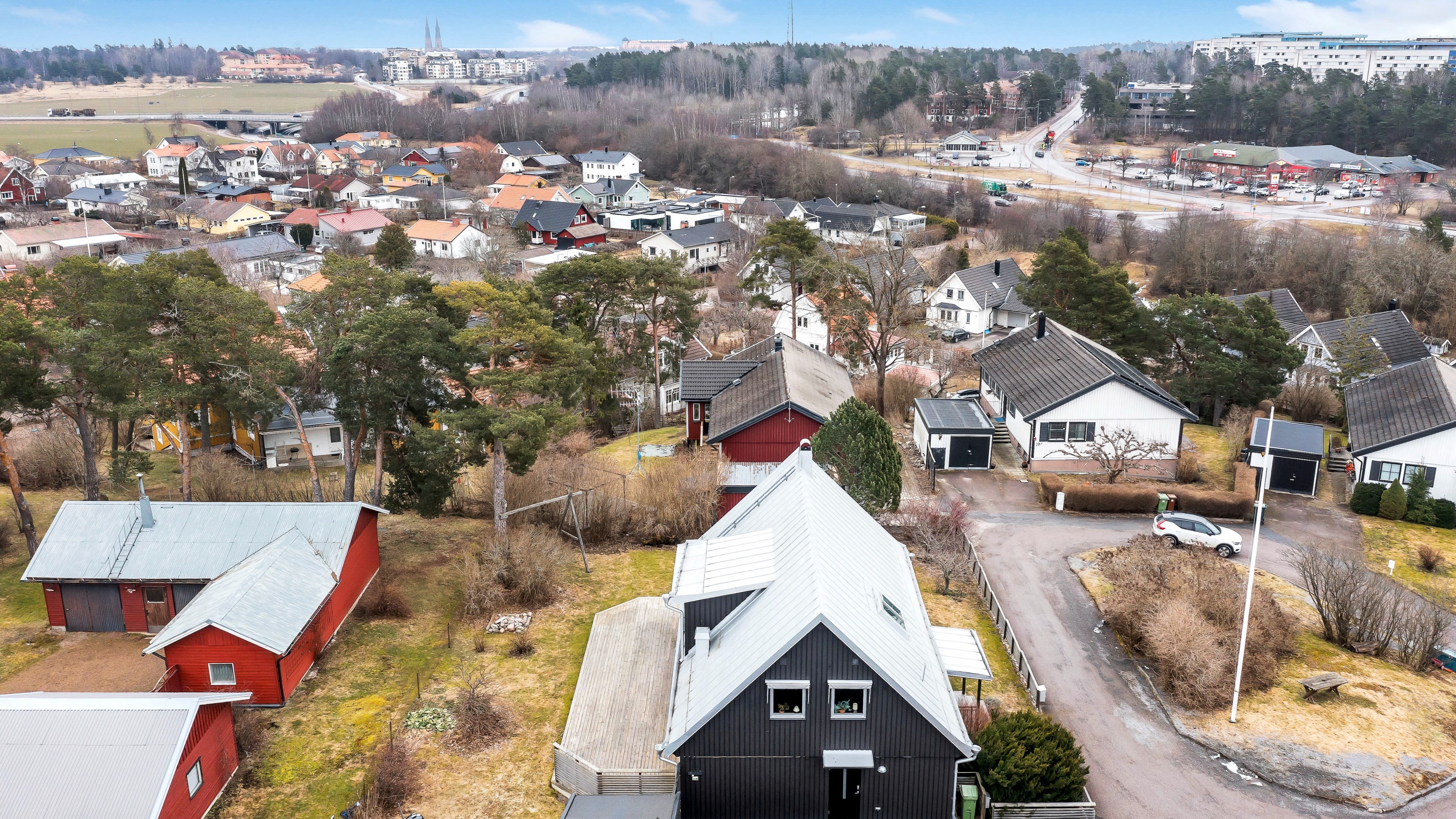 Bostadsbild från Hedensbergsvägen 19D, Såld i Berthåga, Uppsala