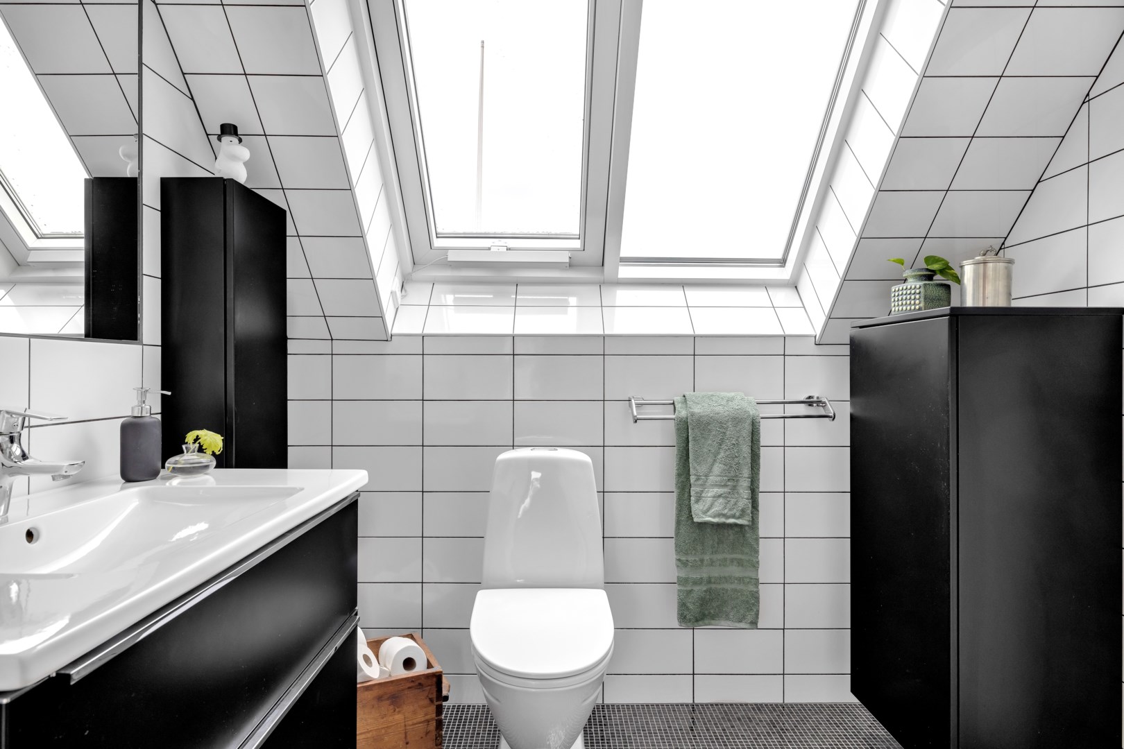 Bostadsbild från Hedensbergsvägen 19D, Såld i Berthåga, Uppsala