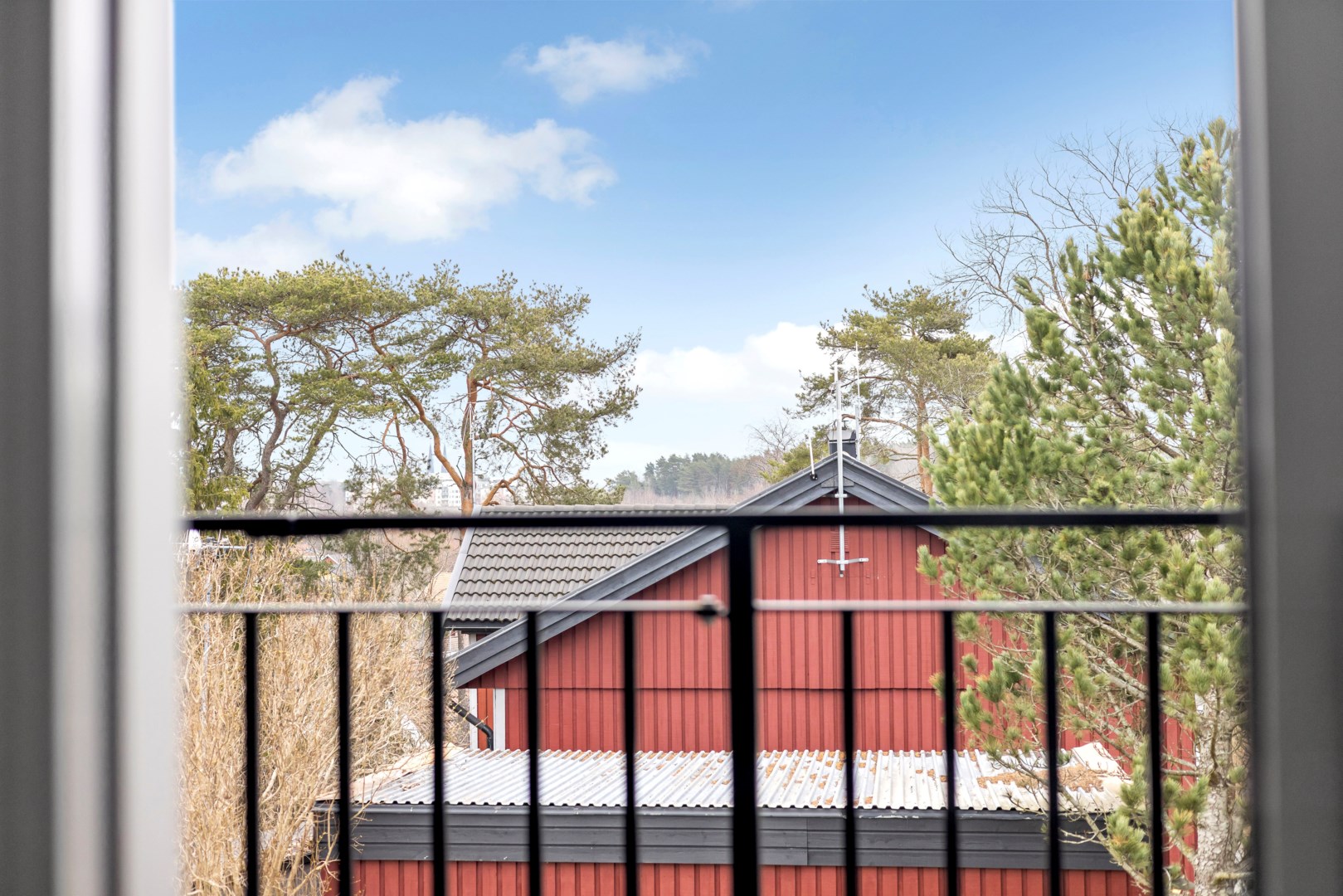 Bostadsbild från Hedensbergsvägen 19D, Såld i Berthåga, Uppsala