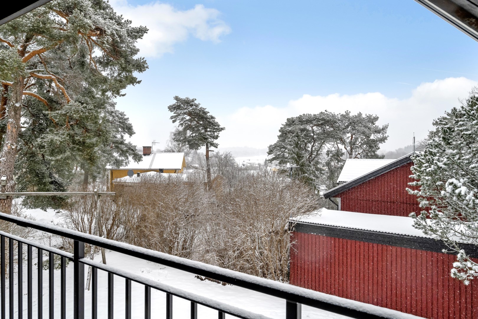 Bostadsbild från Hedensbergsvägen 19D, Såld i Berthåga, Uppsala