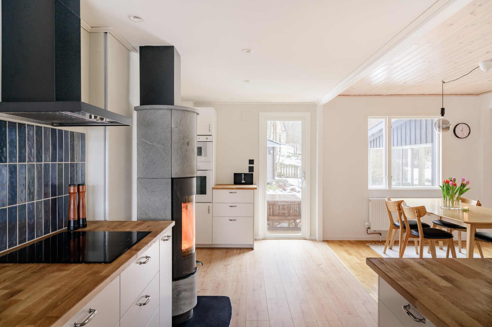 Bostadsbild från Vitsippevägen 6, Såld i Hemmesta, Värmdö