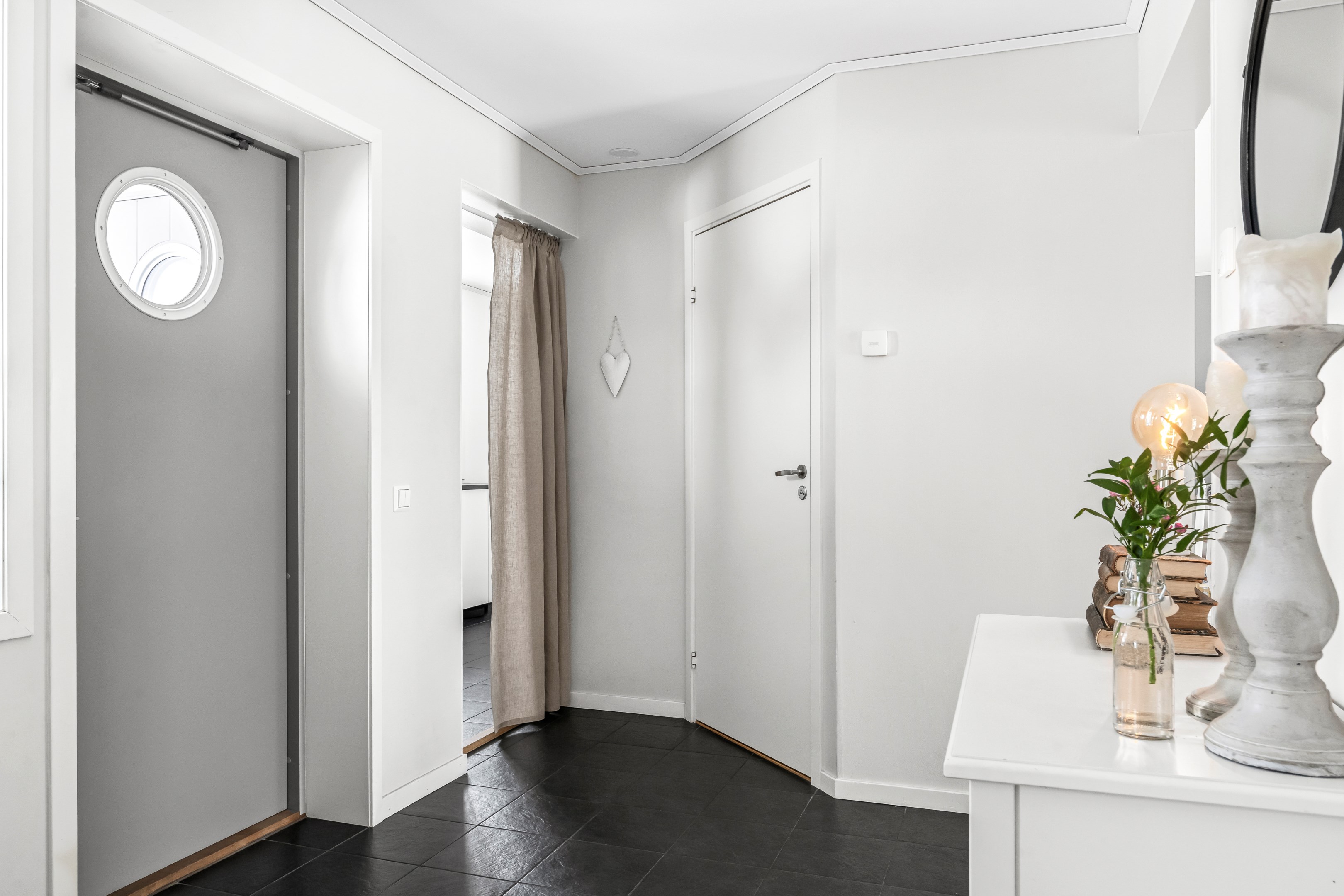 Bostadsbild från Jan Eriks väg 14D, Såld i Storvreta, Uppsala