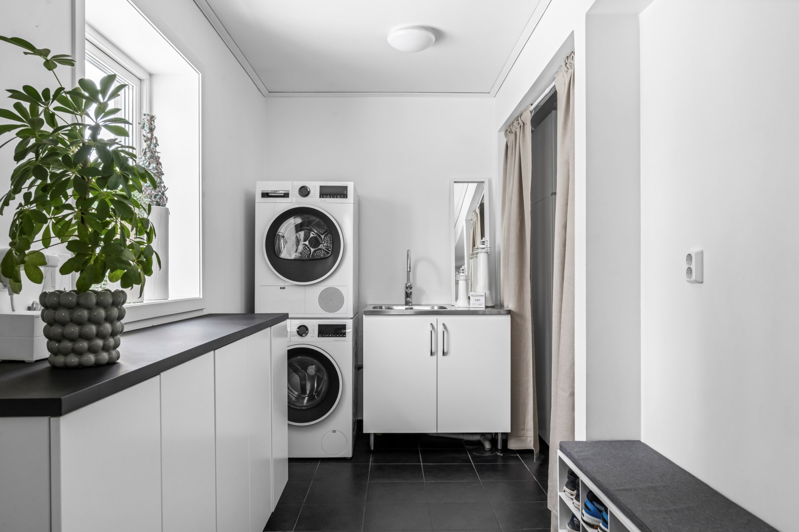 Bostadsbild från Jan Eriks väg 14D, Såld i Storvreta, Uppsala