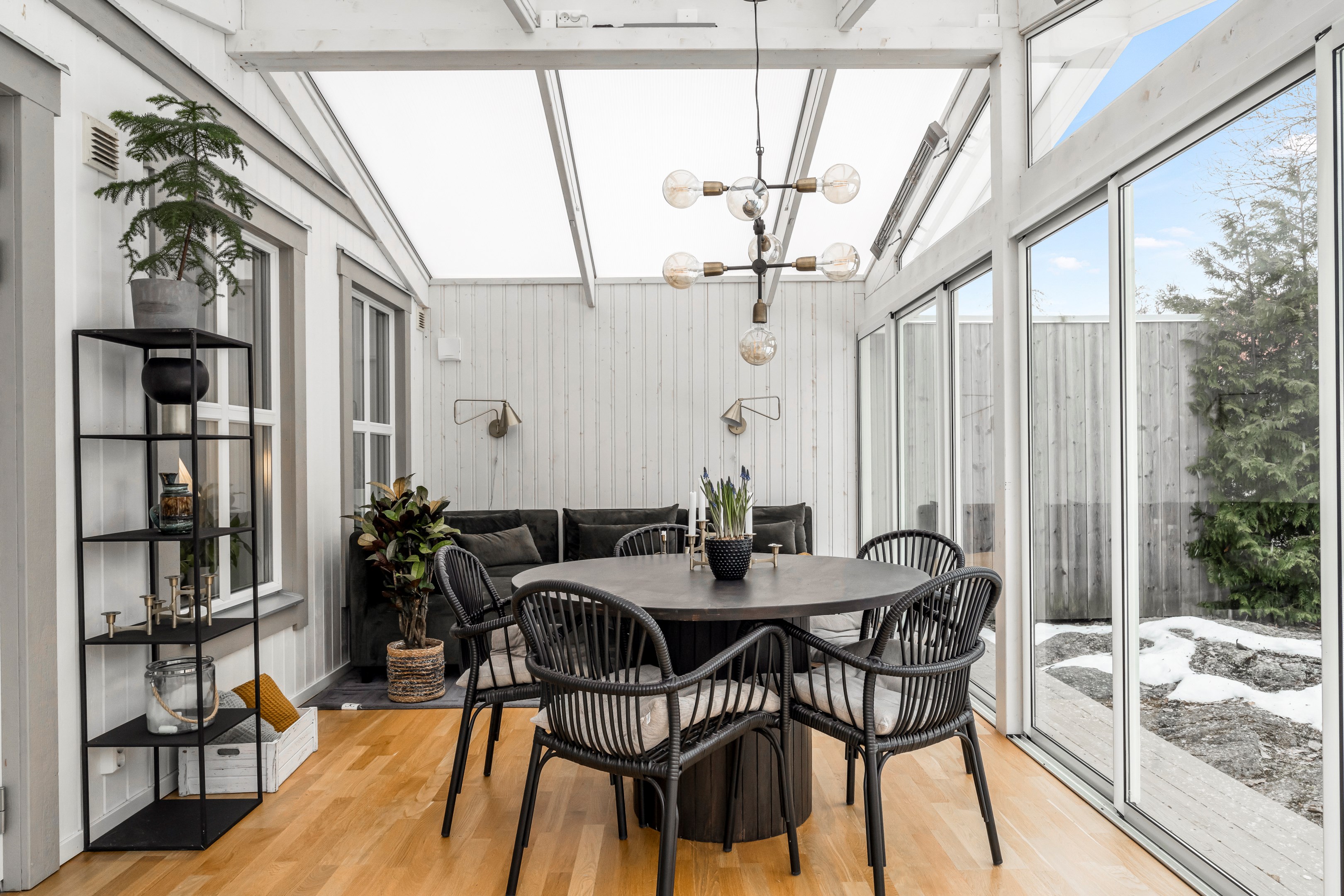 Bostadsbild från Jan Eriks väg 14D, Såld i Storvreta, Uppsala