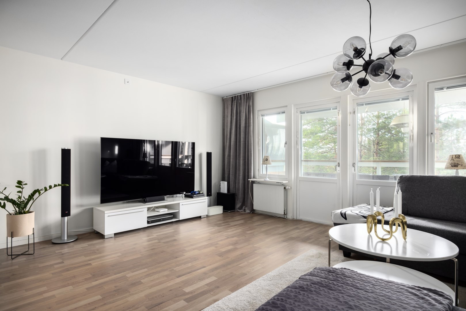 Bostadsbild från Storholmsvägen 390, Såld i Östra Orminge, Nacka