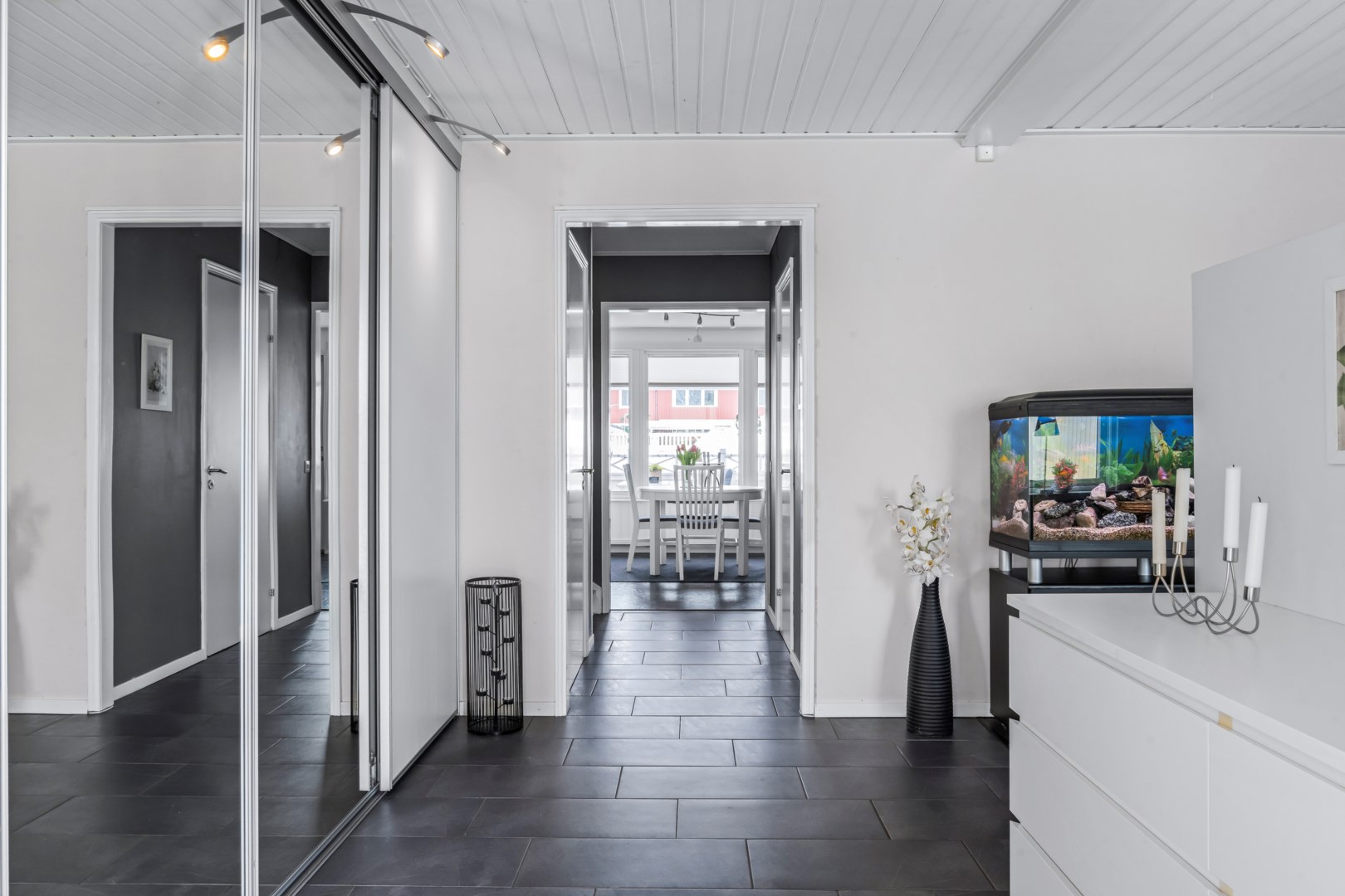 Bostadsbild från Markegångsvägen 11D, Såld i Storvreta, Uppsala